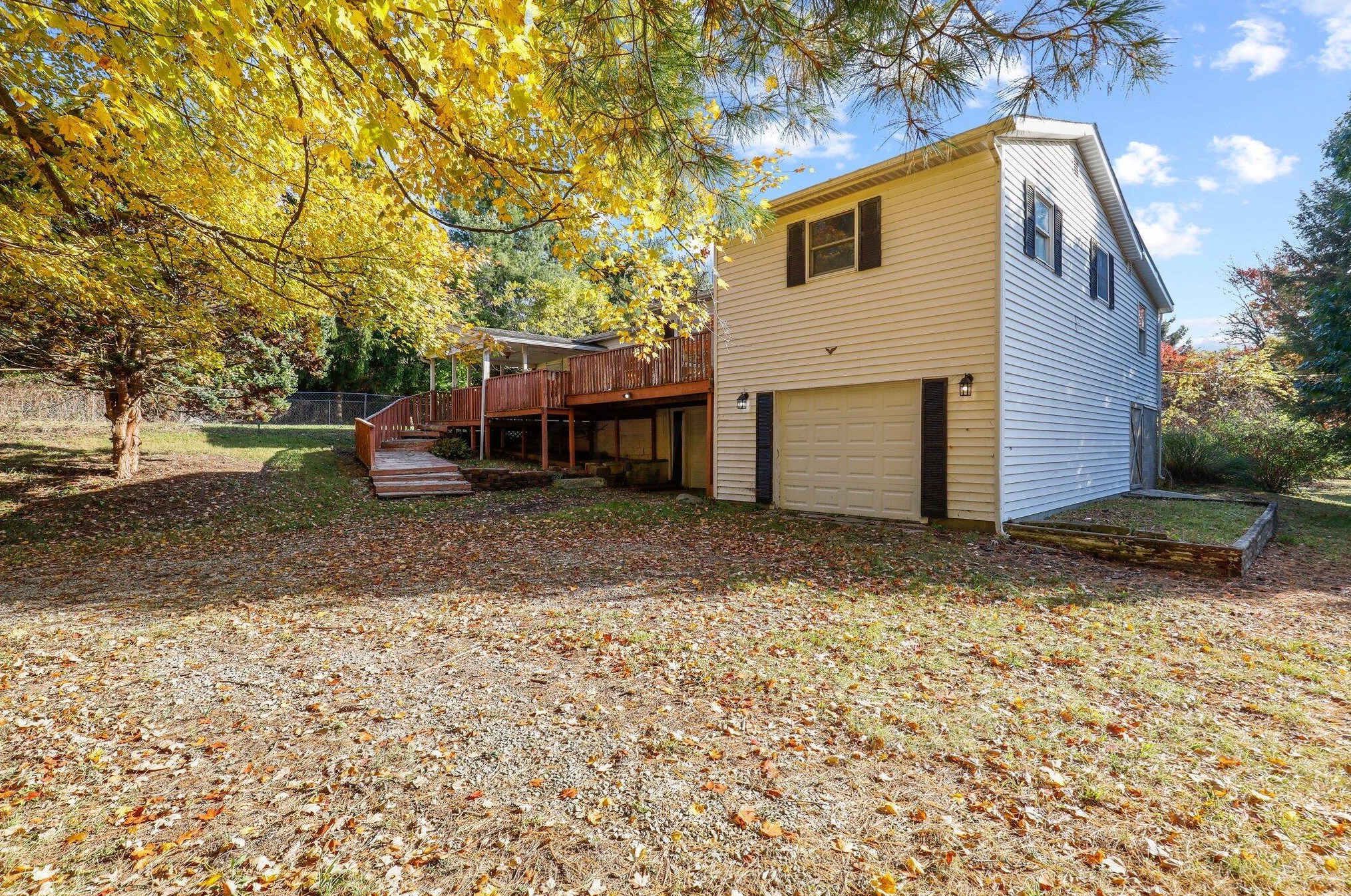 5858 Sunnyside Rd, Granville OH  43023-9732 exterior