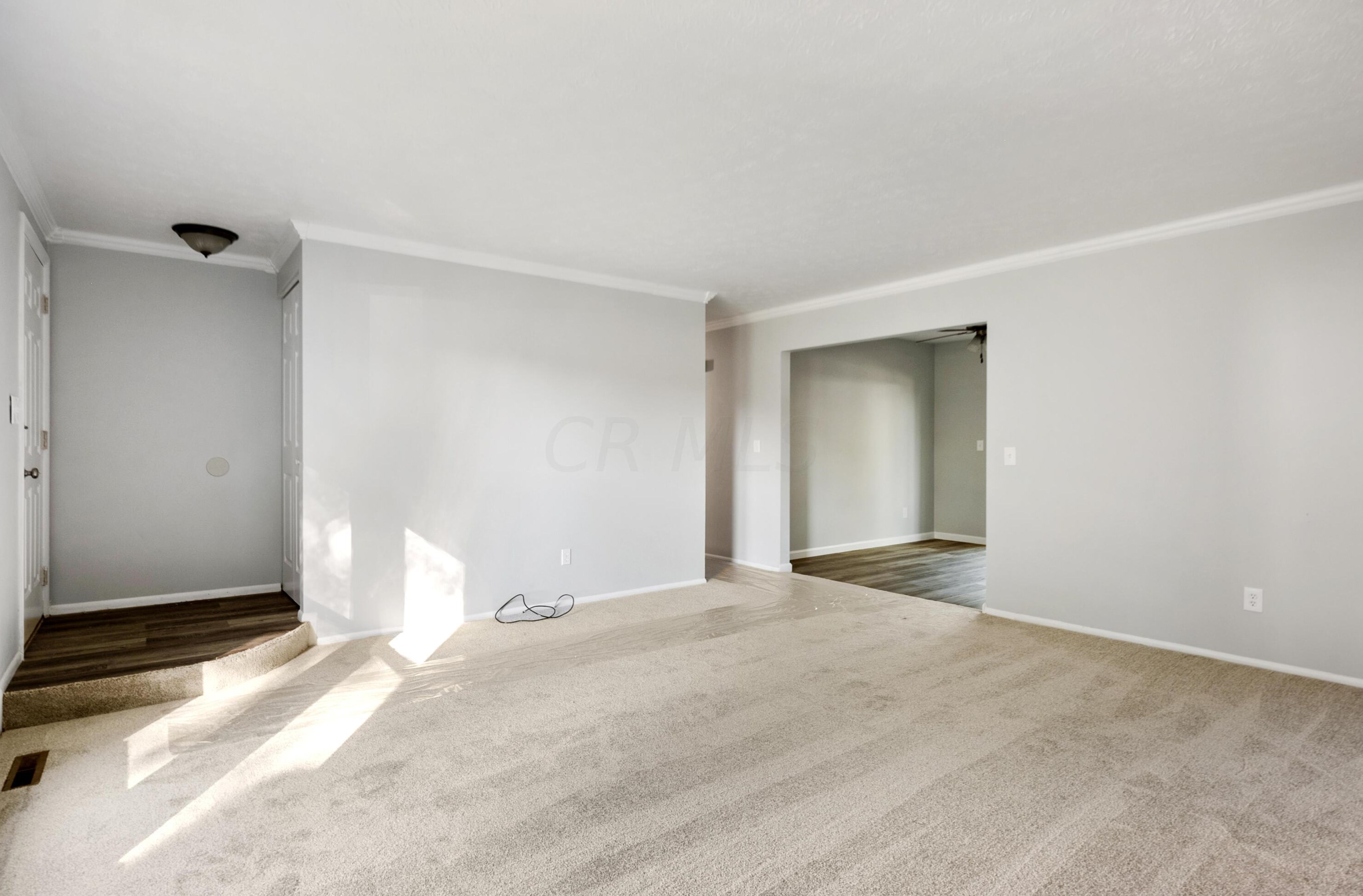 5012 Brewster Dr, Columbus OH  43232-6255 exterior