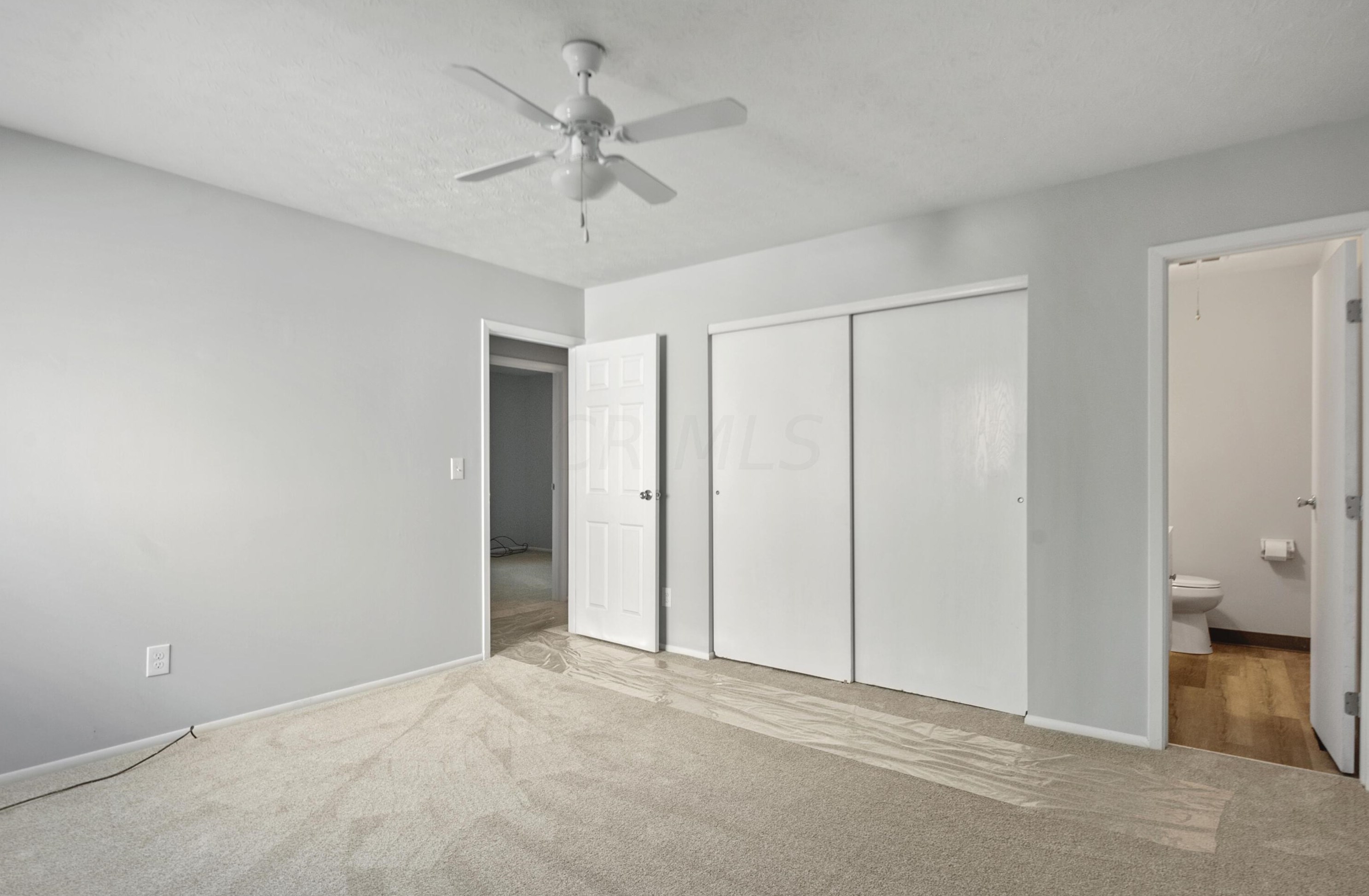 5012 Brewster Dr, Columbus OH  43232-6255 exterior