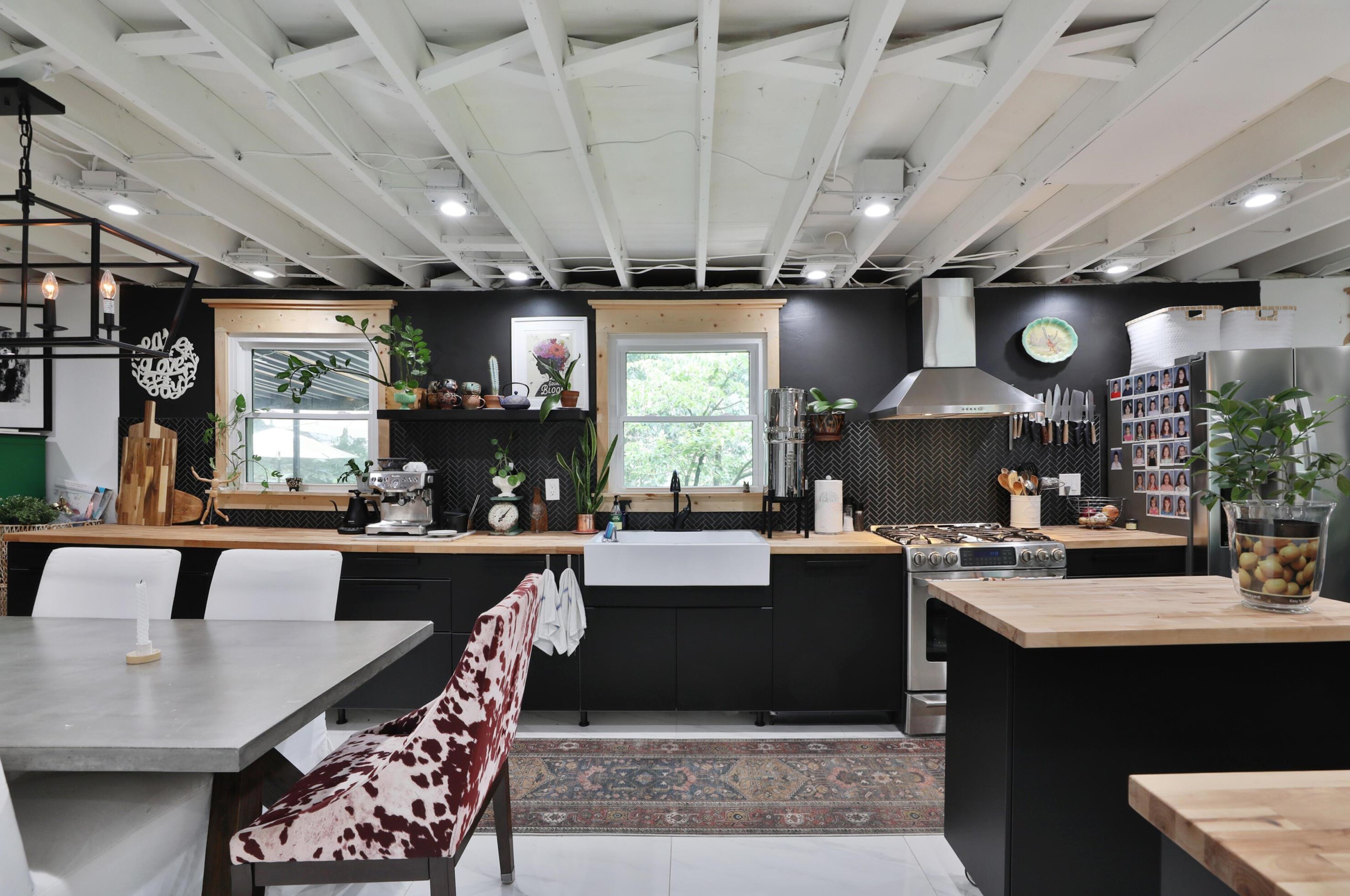 1678 Parkgate Rd, Columbus OH  43229-2004 exterior