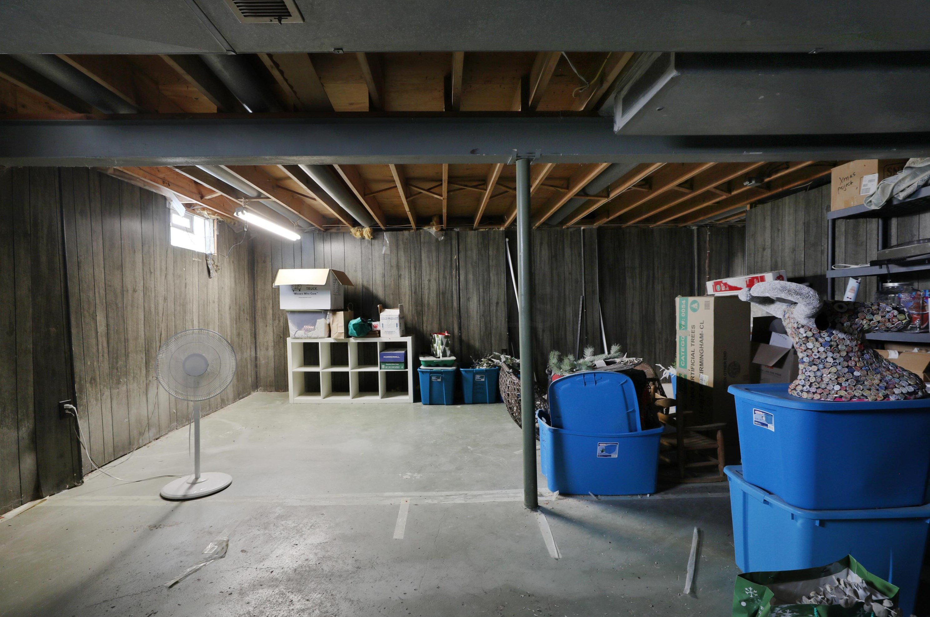 1678 Parkgate Rd, Columbus OH  43229-2004 exterior