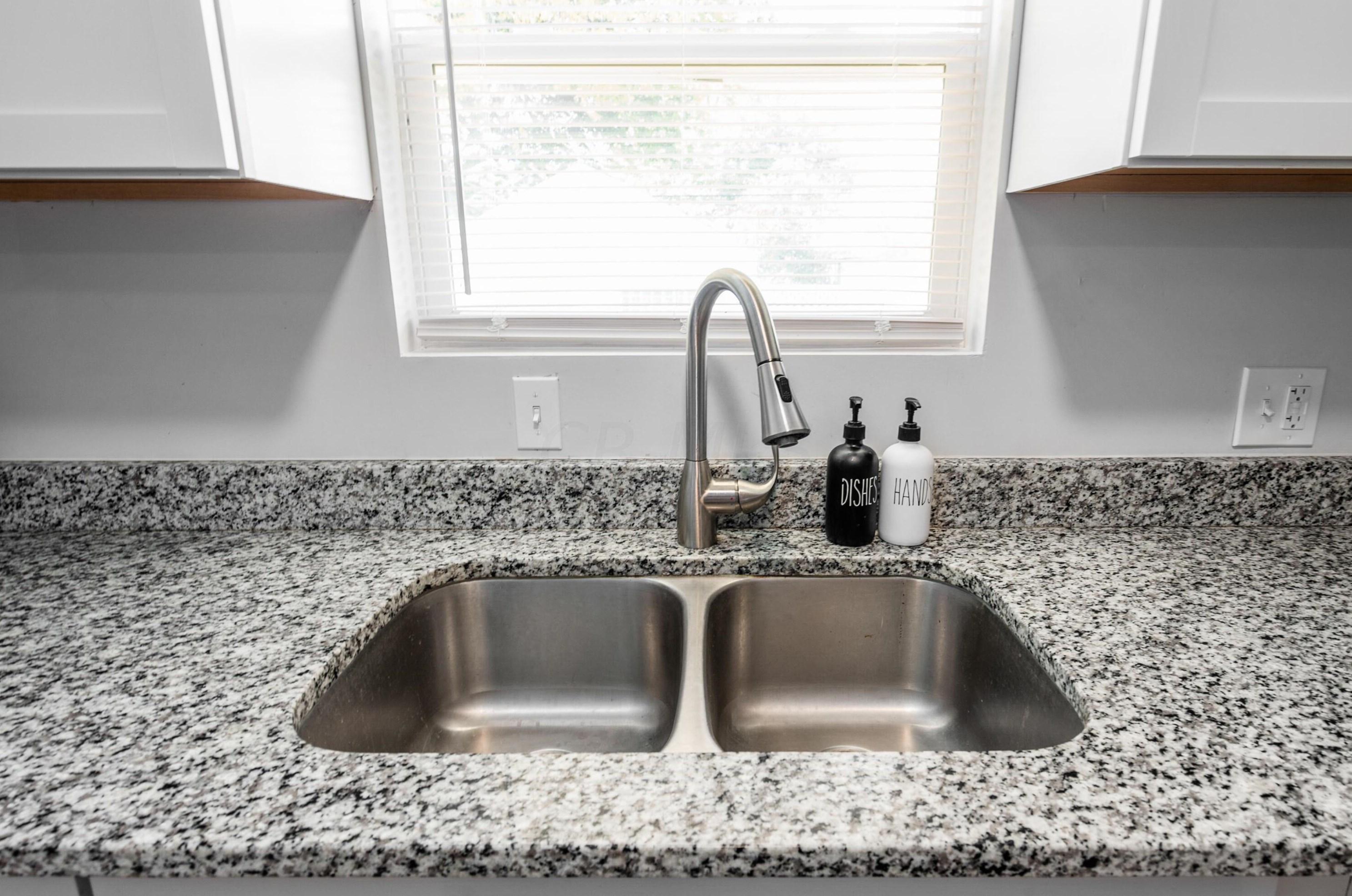 205 Wayne Ave, Columbus OH  43204-3235 exterior