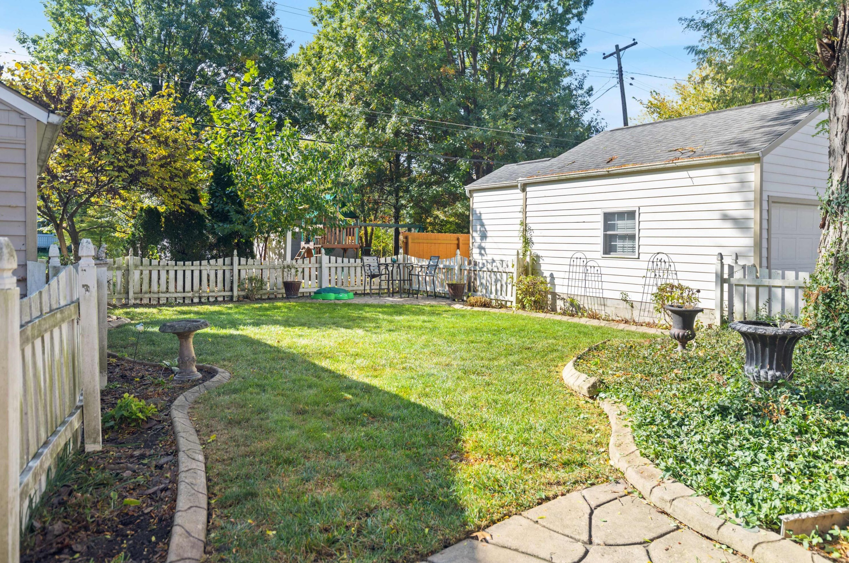 435 Arden Rd, Columbus OH  43214-3764 exterior