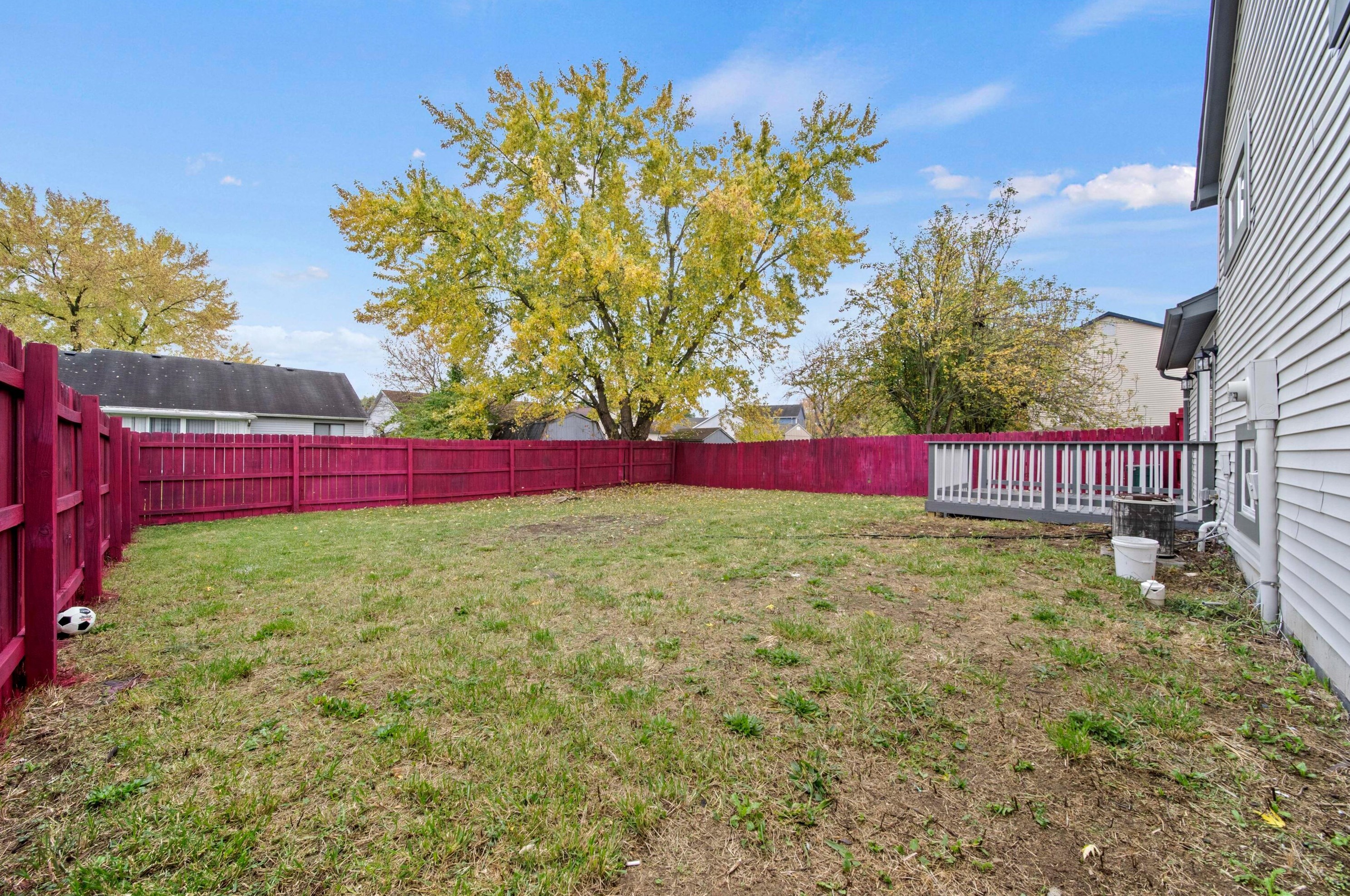 5361 Mendon Ct, Columbus OH  43232-5467 exterior