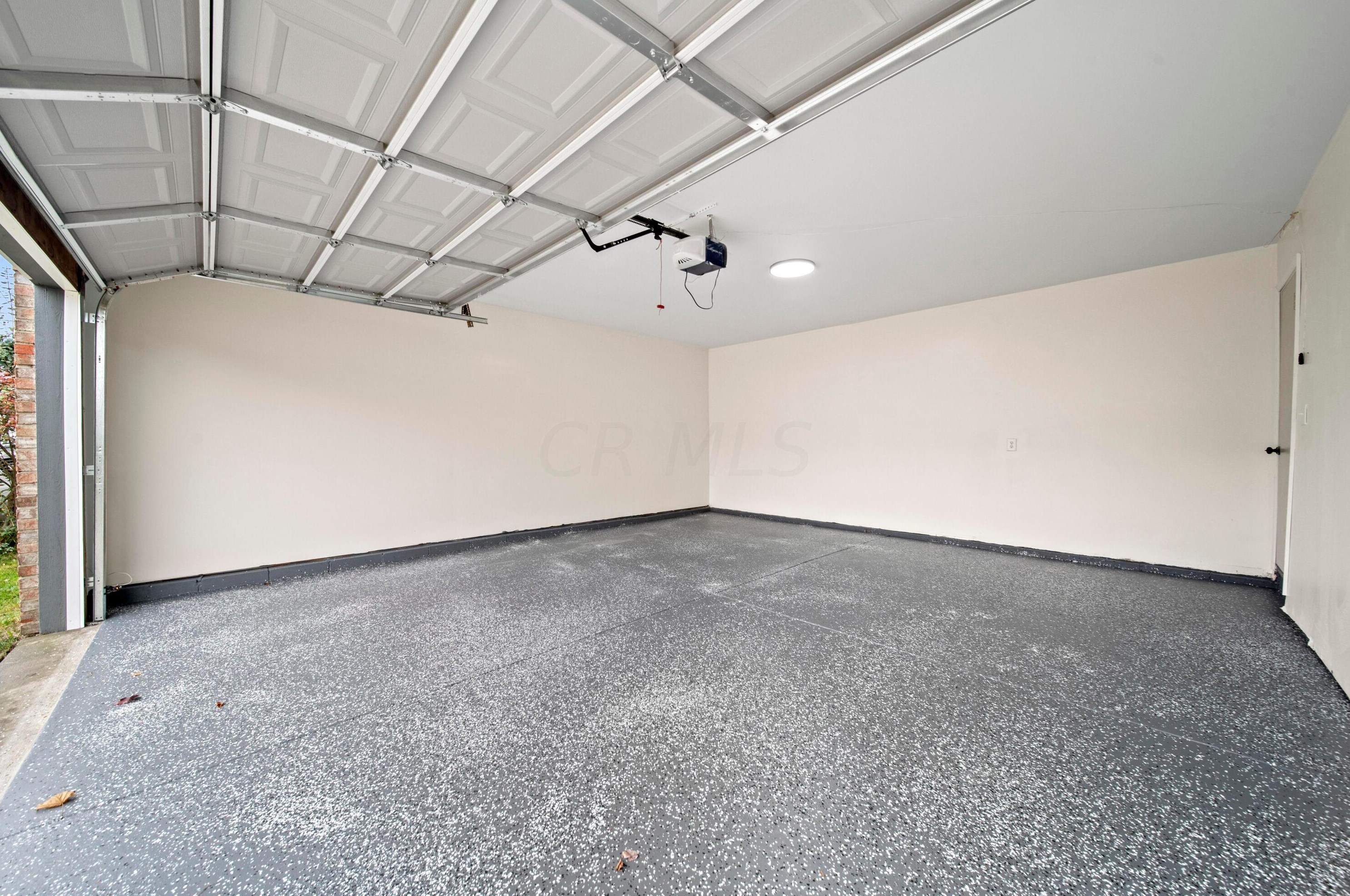 5361 Mendon Ct, Columbus OH  43232-5467 exterior