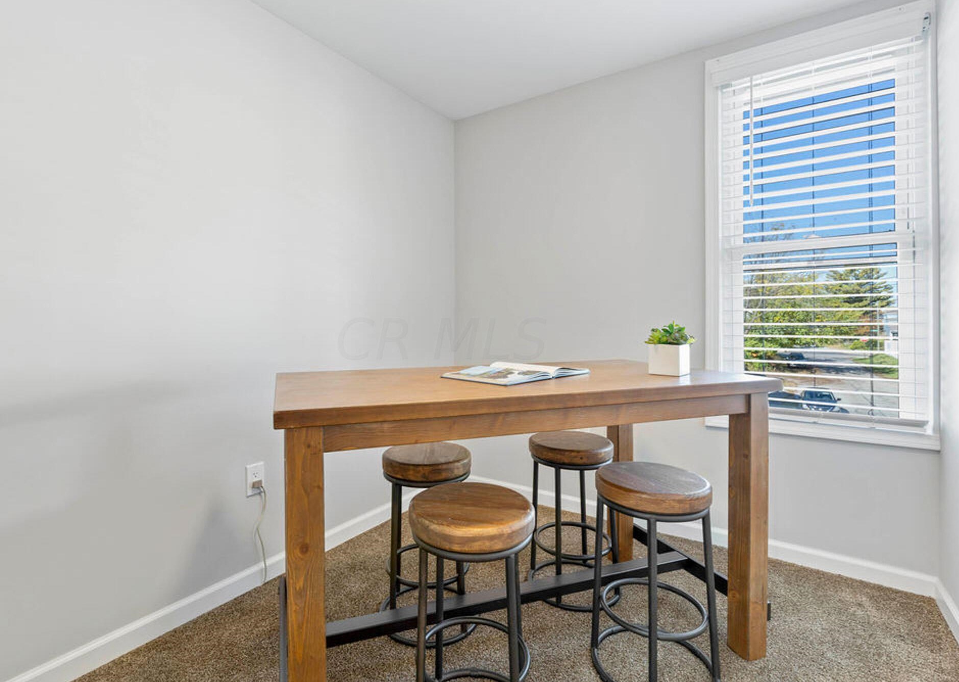 535 Southwood Ave, Columbus OH 43207-1376 exterior