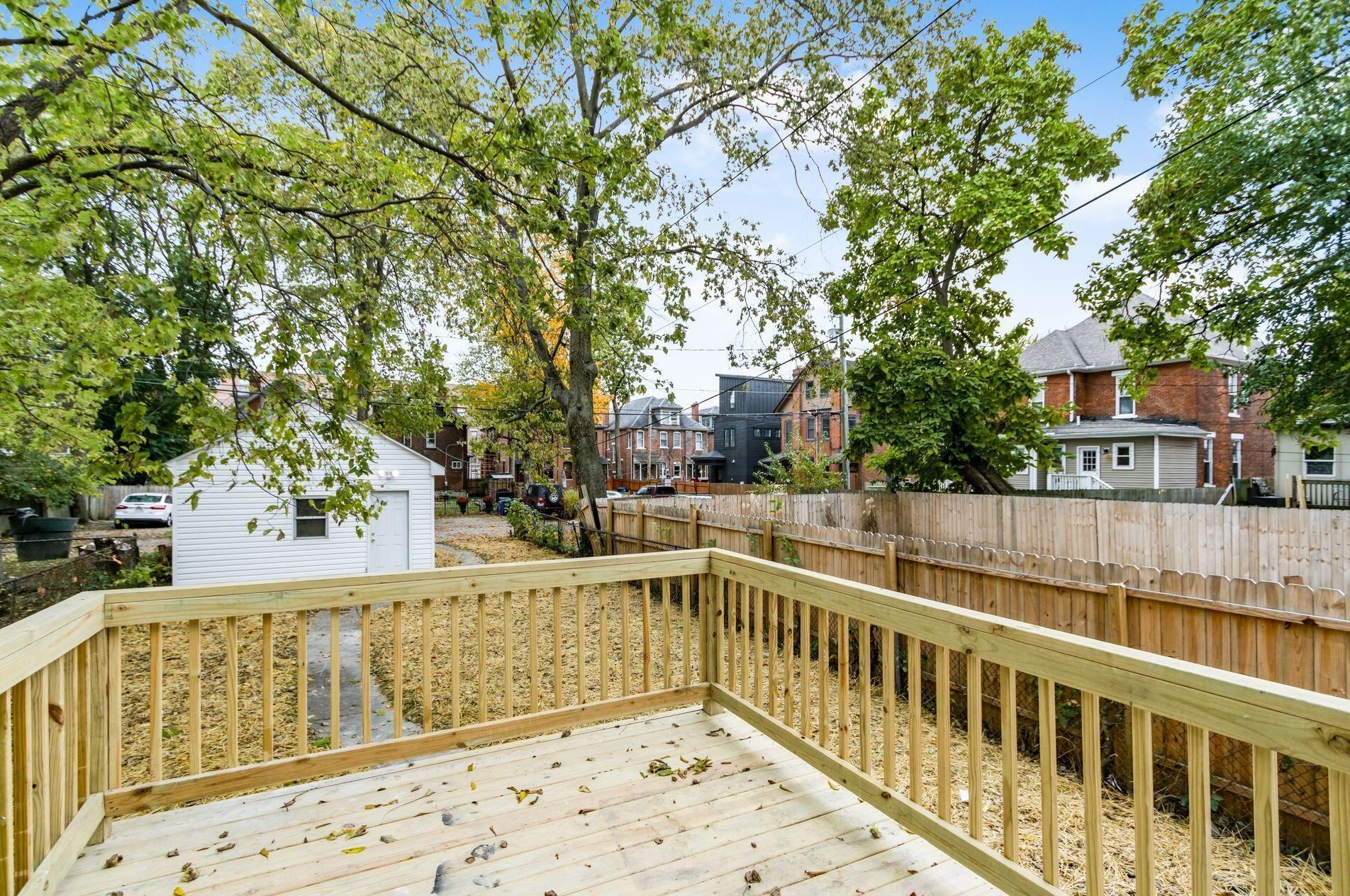 1571 Franklin Ave, Columbus OH 43085-3187 exterior