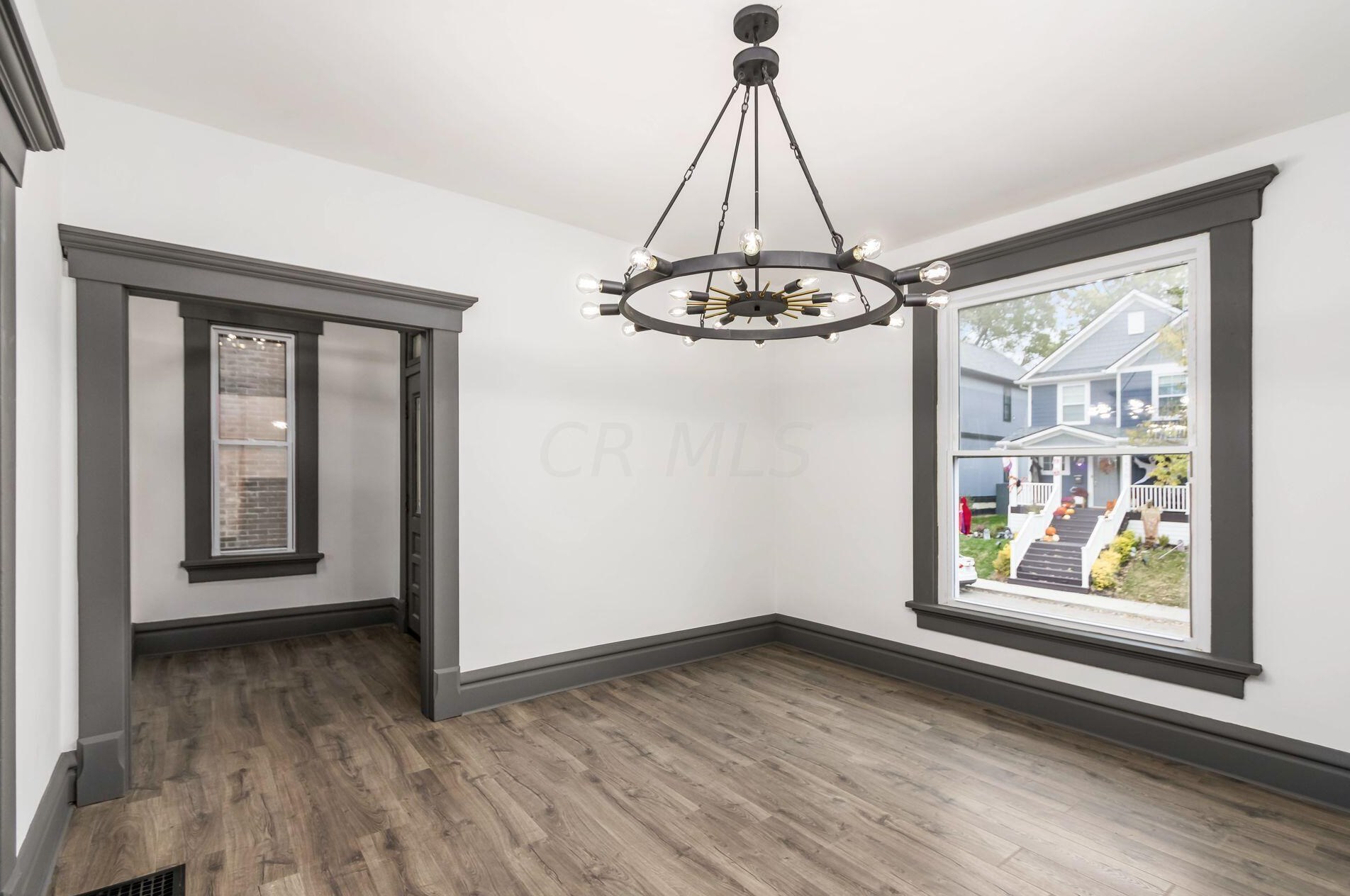 1571 Franklin Ave, Columbus OH 43085-3187 exterior