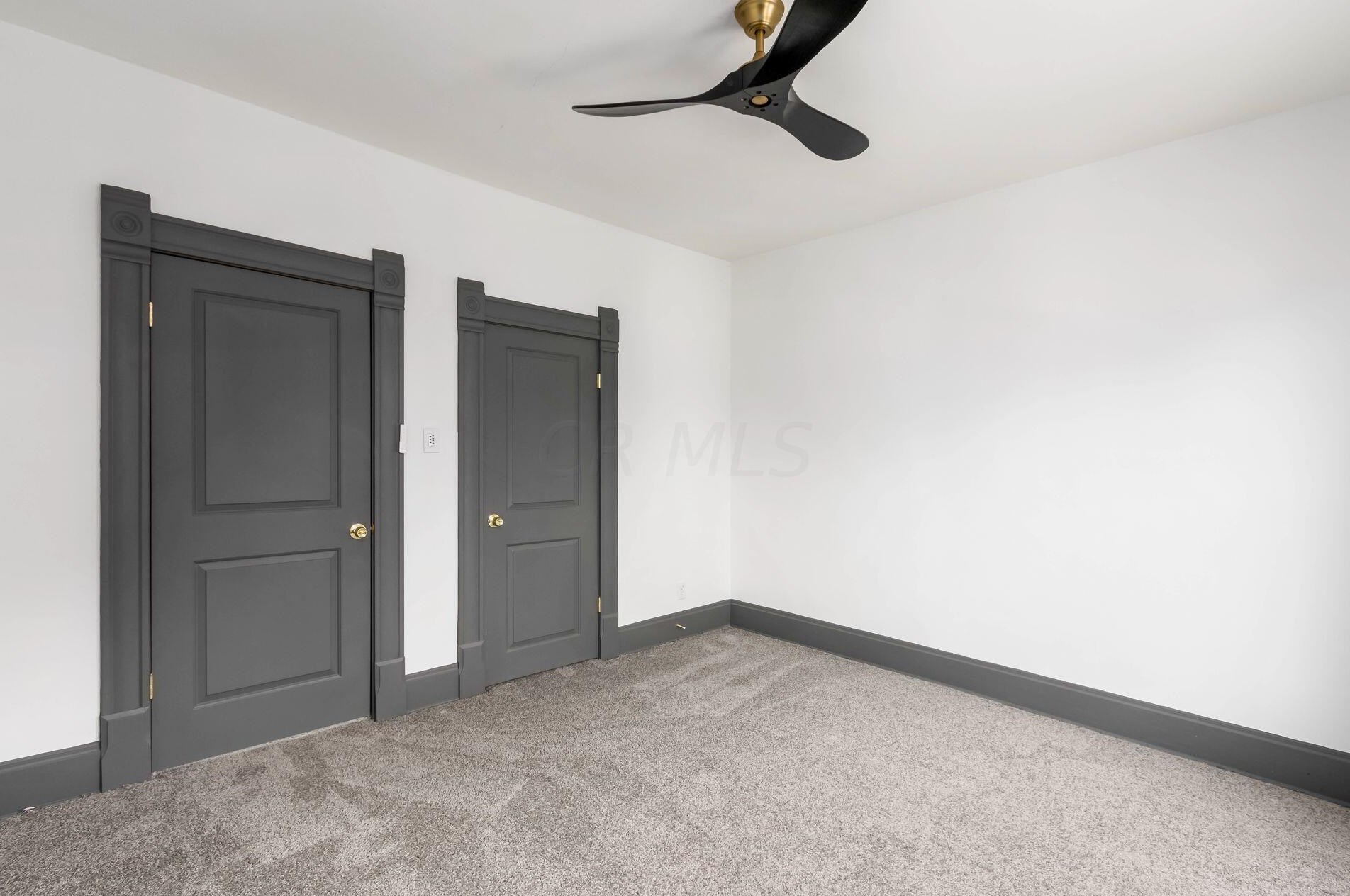 1571 Franklin Ave, Columbus OH 43085-3187 exterior