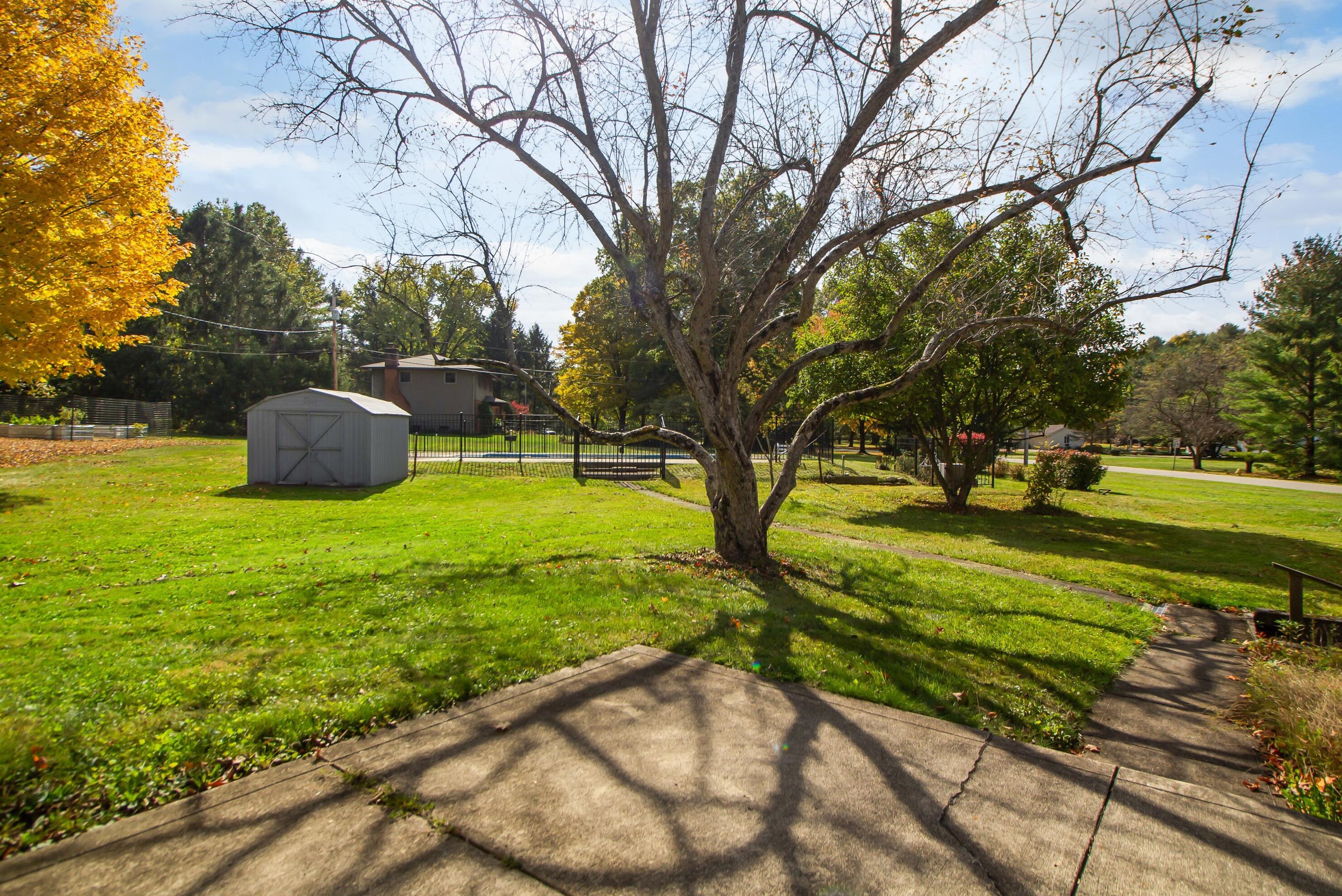 3254 Grey Fox Dr, Columbus OH 43230-1923 exterior