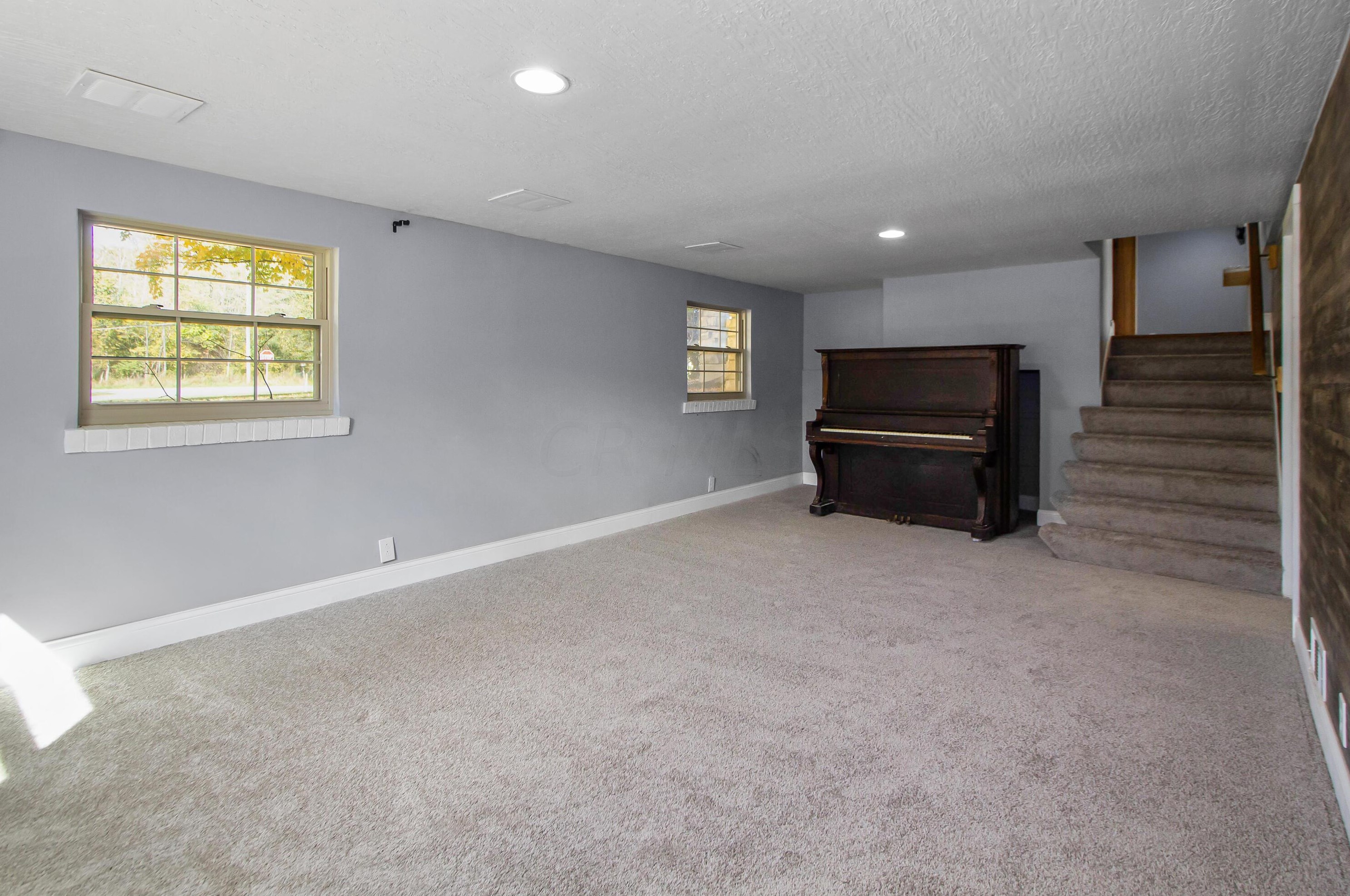 3254 Grey Fox Dr, Columbus OH 43230-1923 exterior