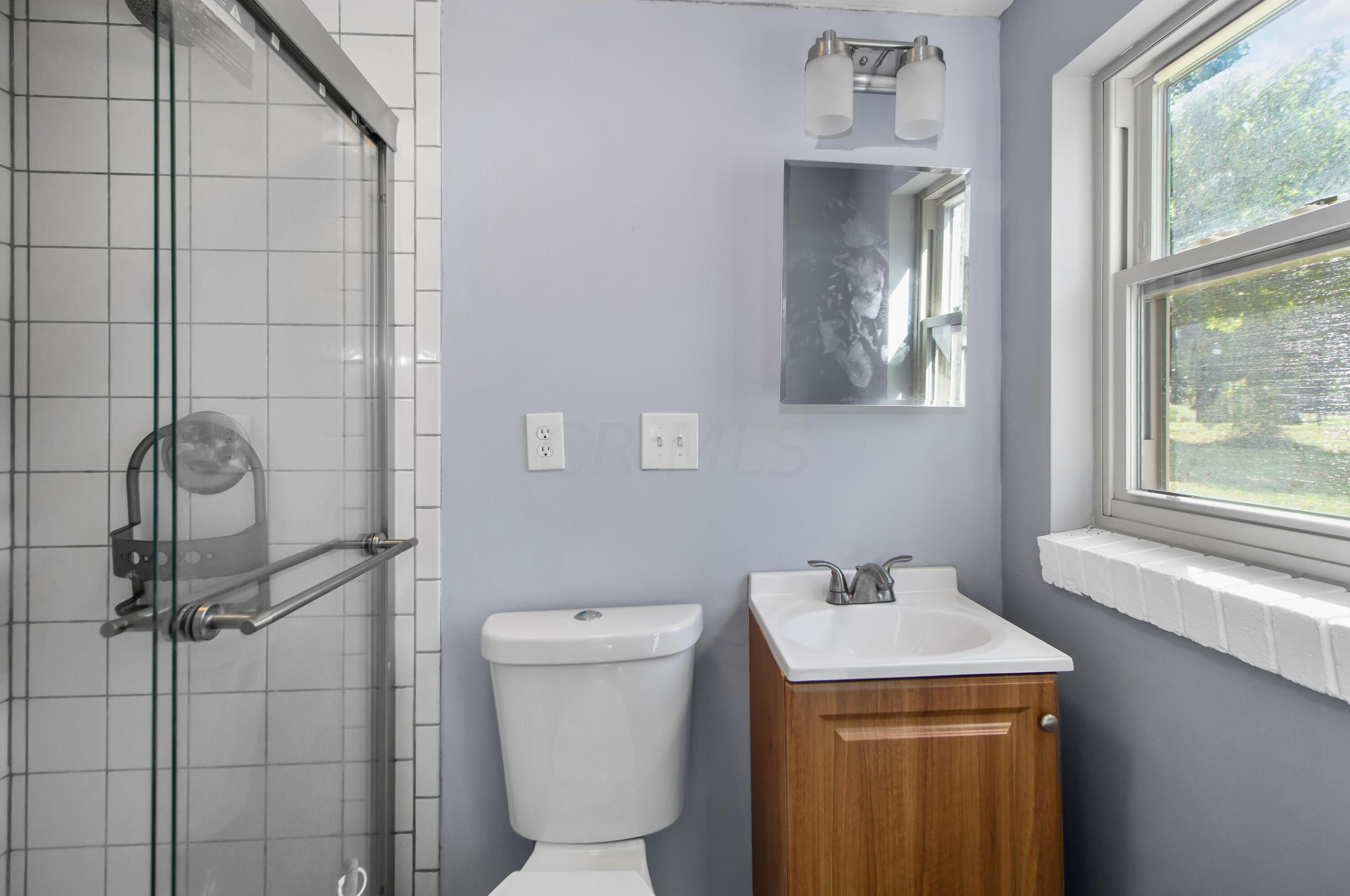 3254 Grey Fox Dr, Columbus OH 43230-1923 exterior