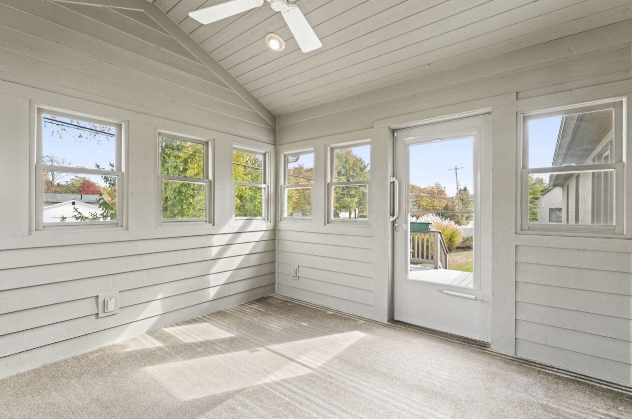 890 Augusta Glen Dr, Columbus OH  43235-5014 exterior