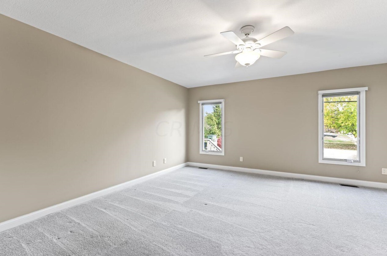 890 Augusta Glen Dr, Columbus OH  43235-5014 exterior