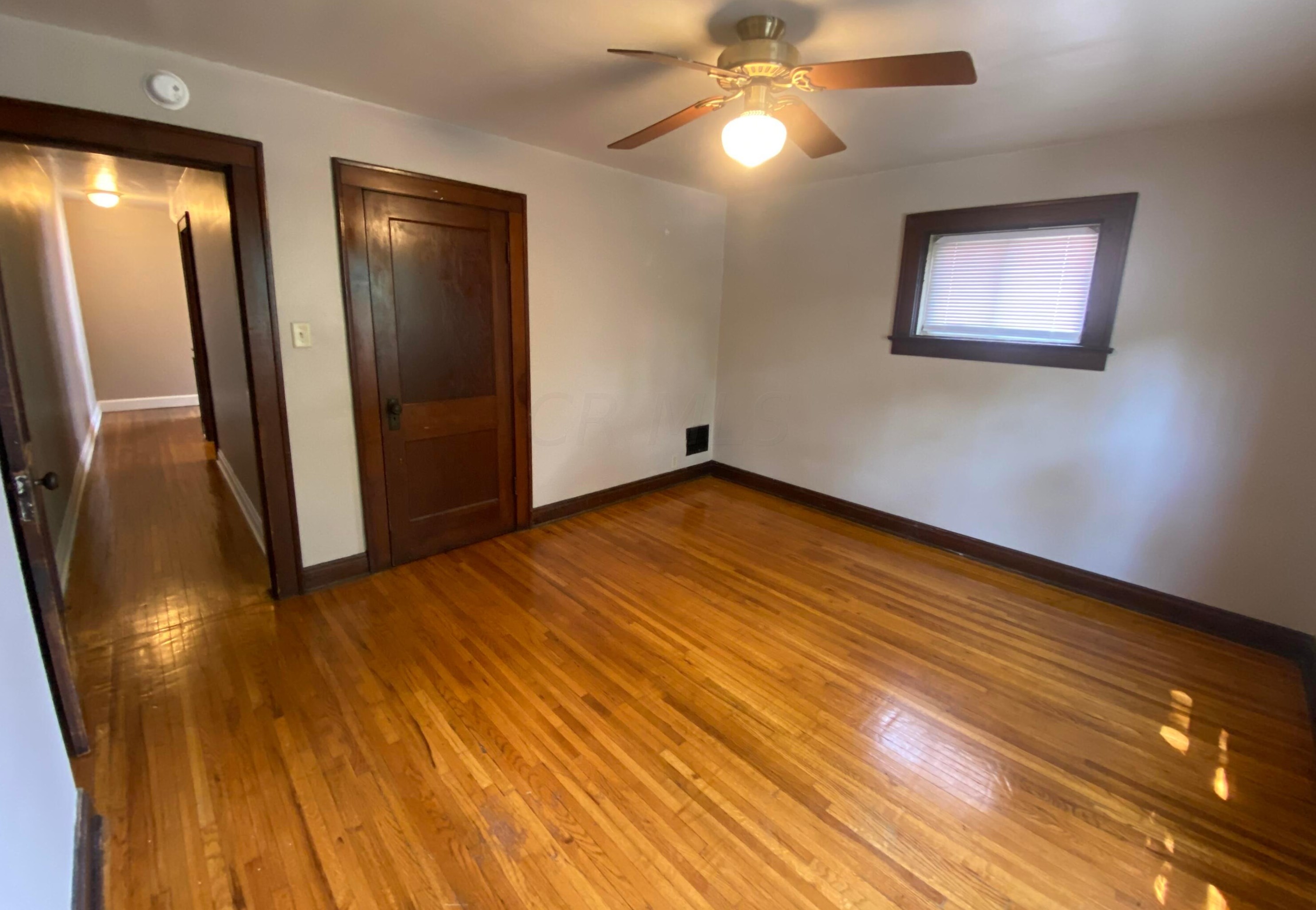 486 Vermont Pl, Columbus OH 43201-3130 exterior