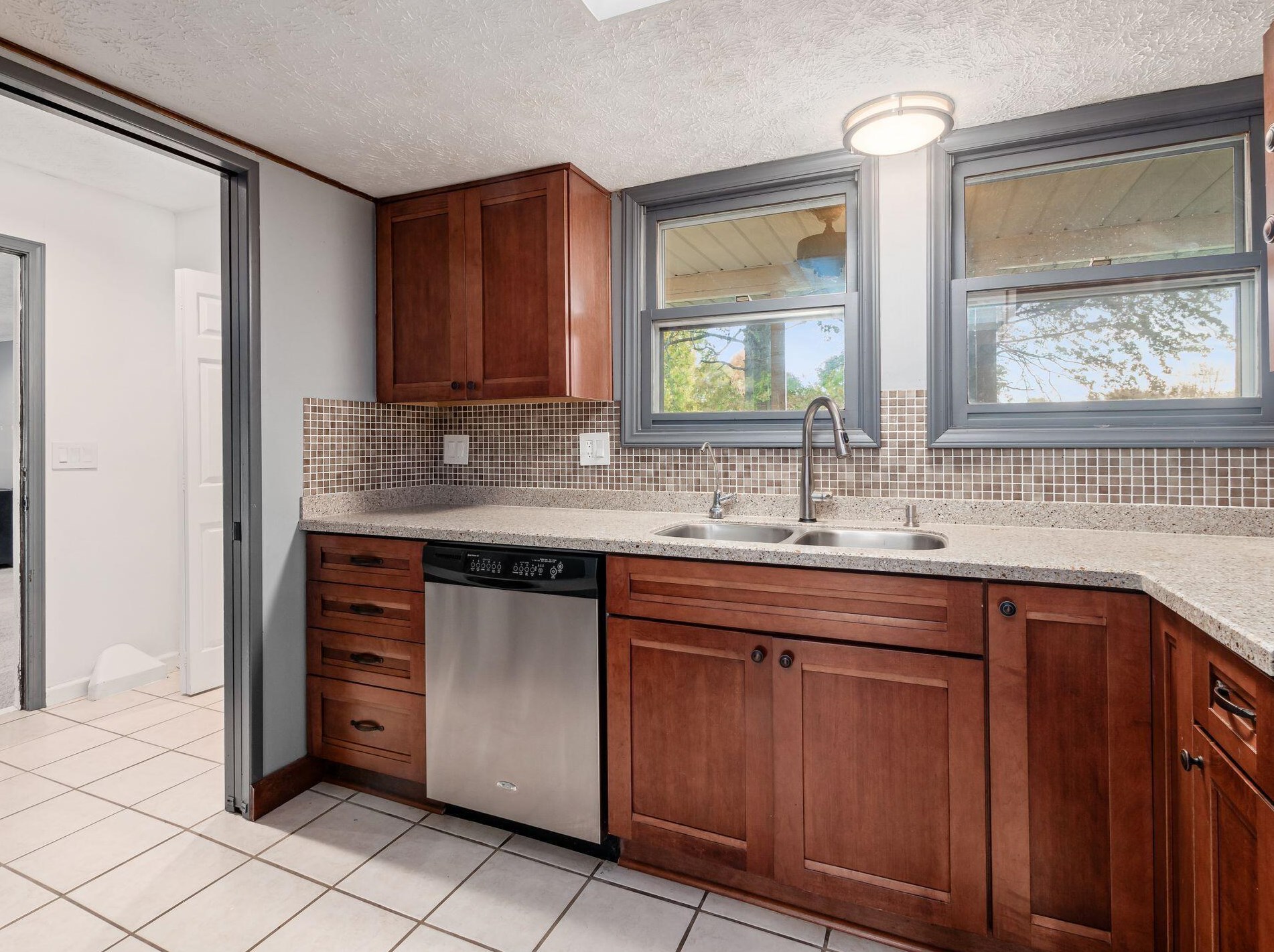 10495 Stoudertown Rd, Pickerington OH  43147-9456 exterior