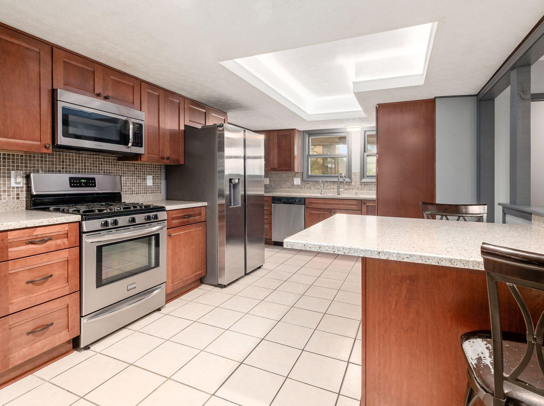 10495 Stoudertown Rd, Pickerington OH  43147-9456 exterior