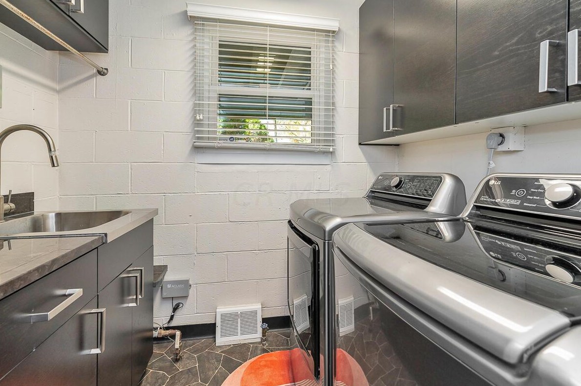 2845 Maryland Ave, Columbus OH  43209-1155 exterior