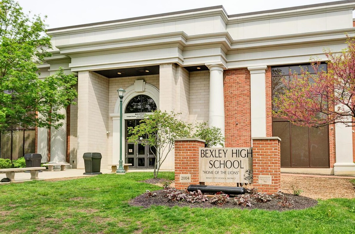 2845 Maryland Ave, Columbus OH  43209-1155 exterior