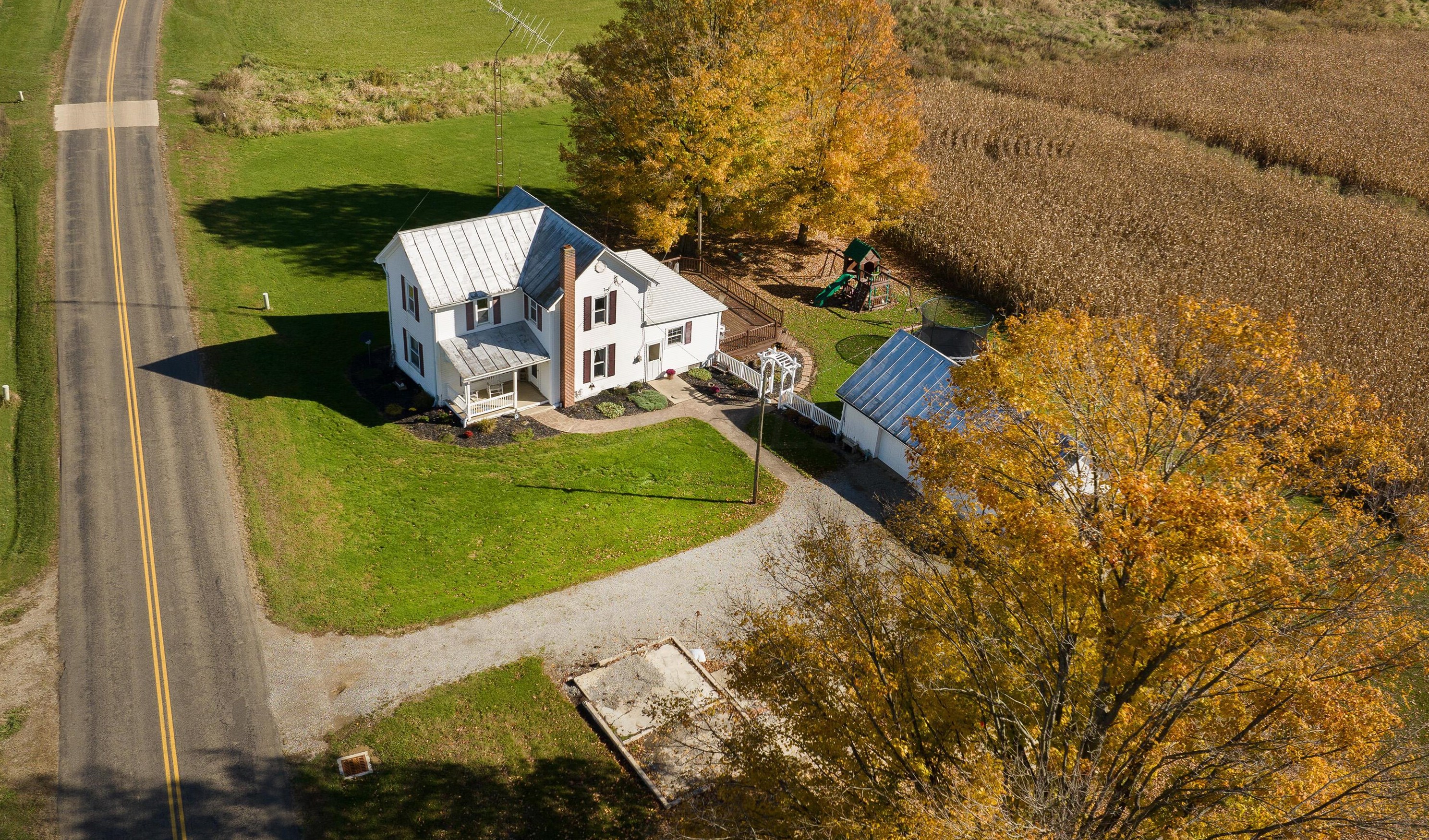 17700 Liberty Rd, Fredricktwn OH  43019-9784 exterior