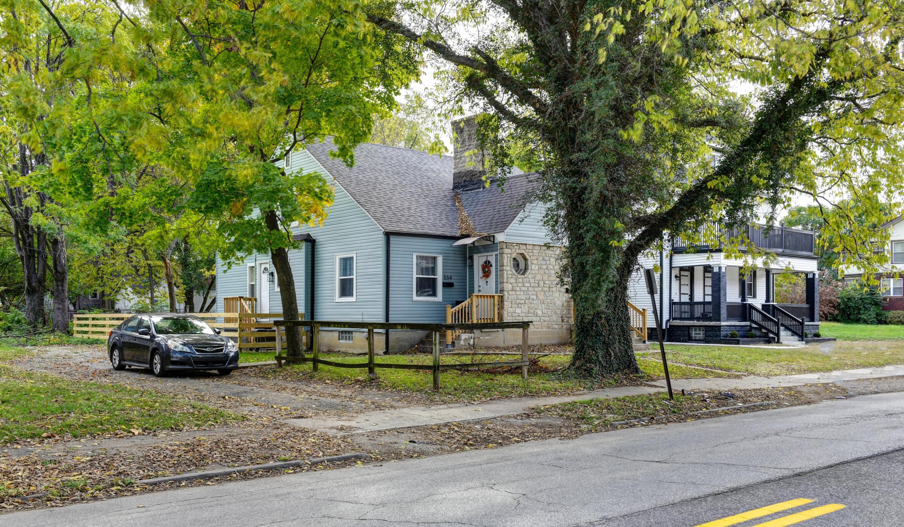 554 Fairwood Ave, Columbus OH  43205-2549 exterior