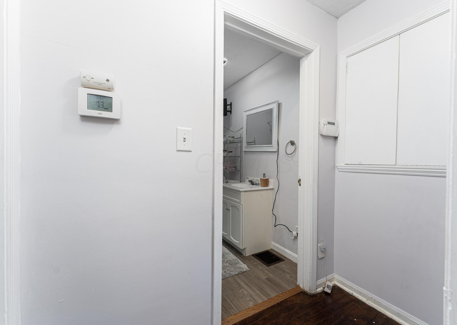 3126 Medina Ave, Columbus OH  43224-4221 exterior