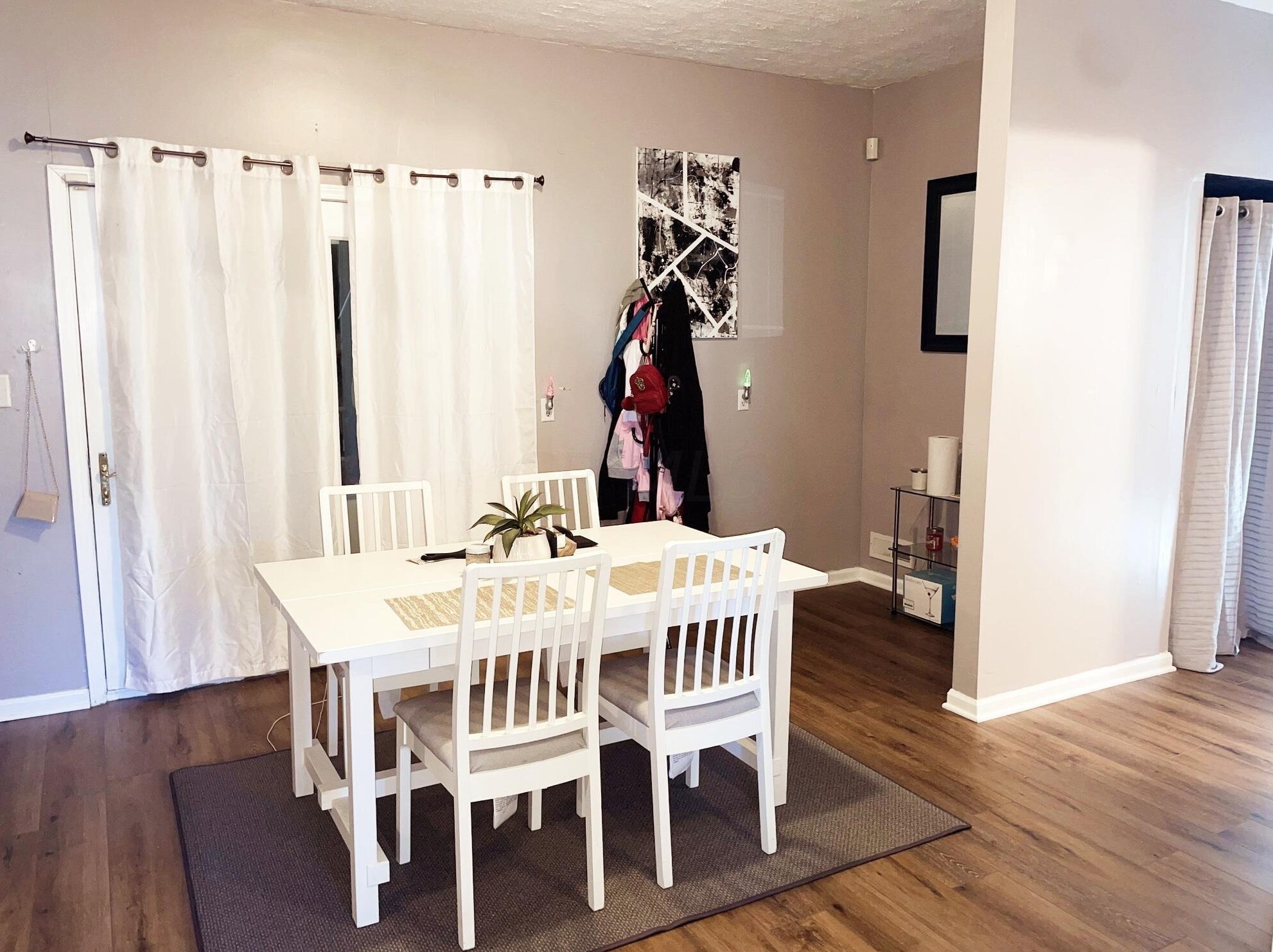 3126 Medina Ave, Columbus OH  43224-4221 exterior