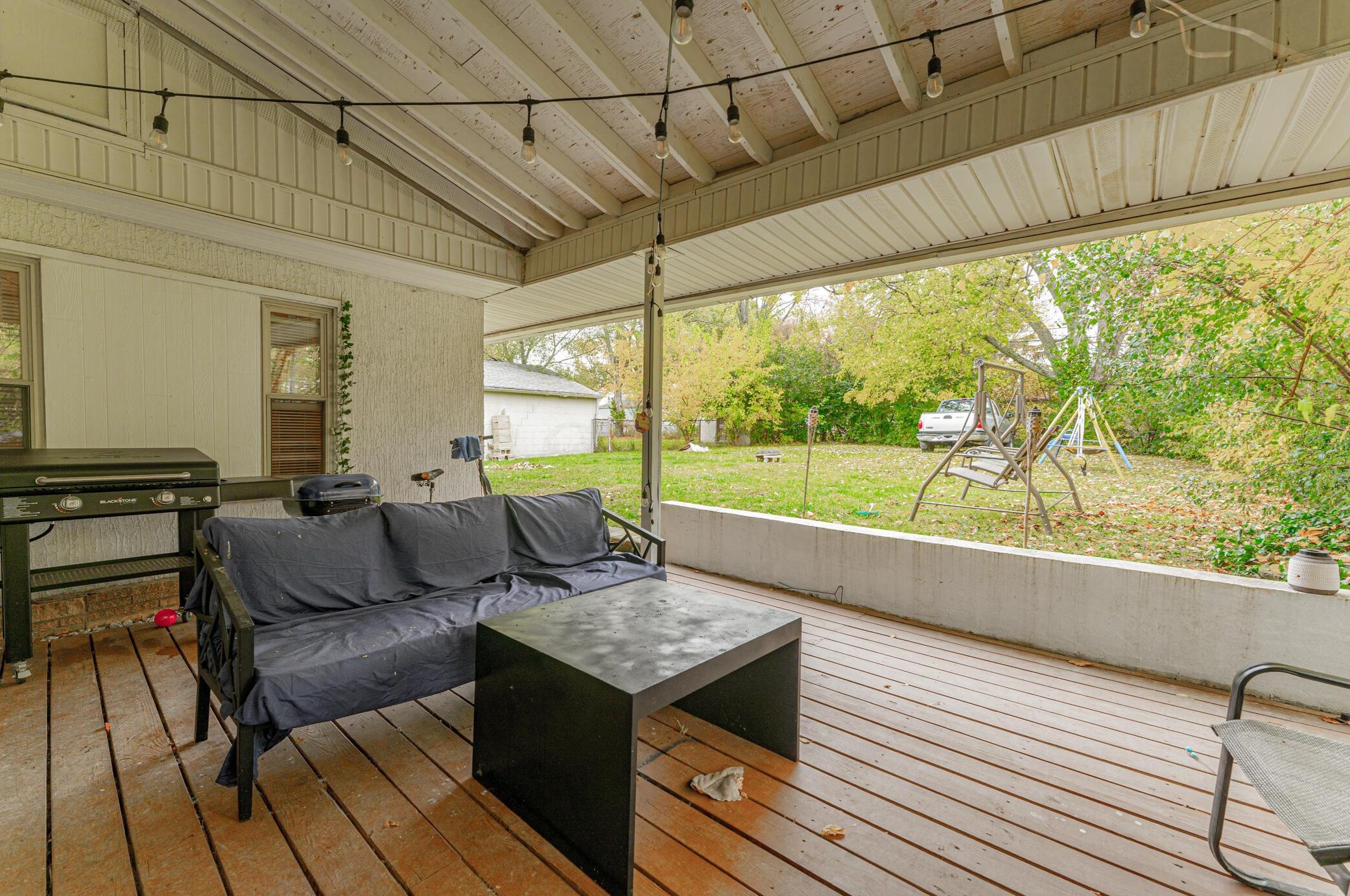 3126 Medina Ave, Columbus OH  43224-4221 exterior