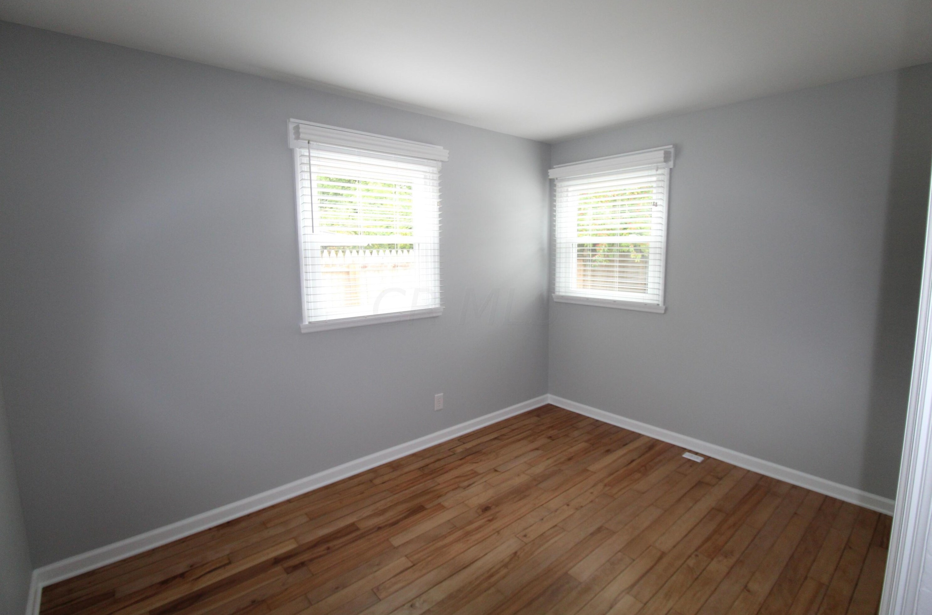 712 Gdn Rd, Columbus OH 43214-2288 exterior