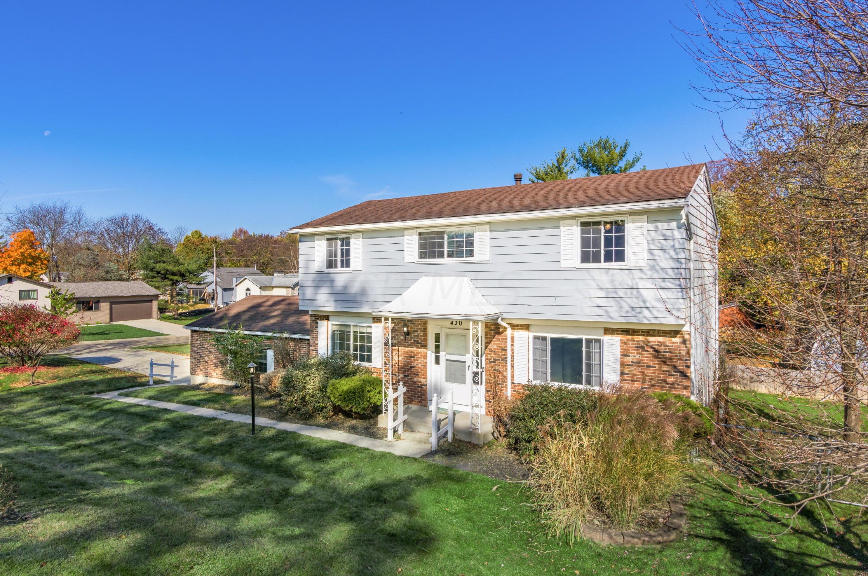 420 Charleston Ave, Columbus OH  43214-1302 exterior