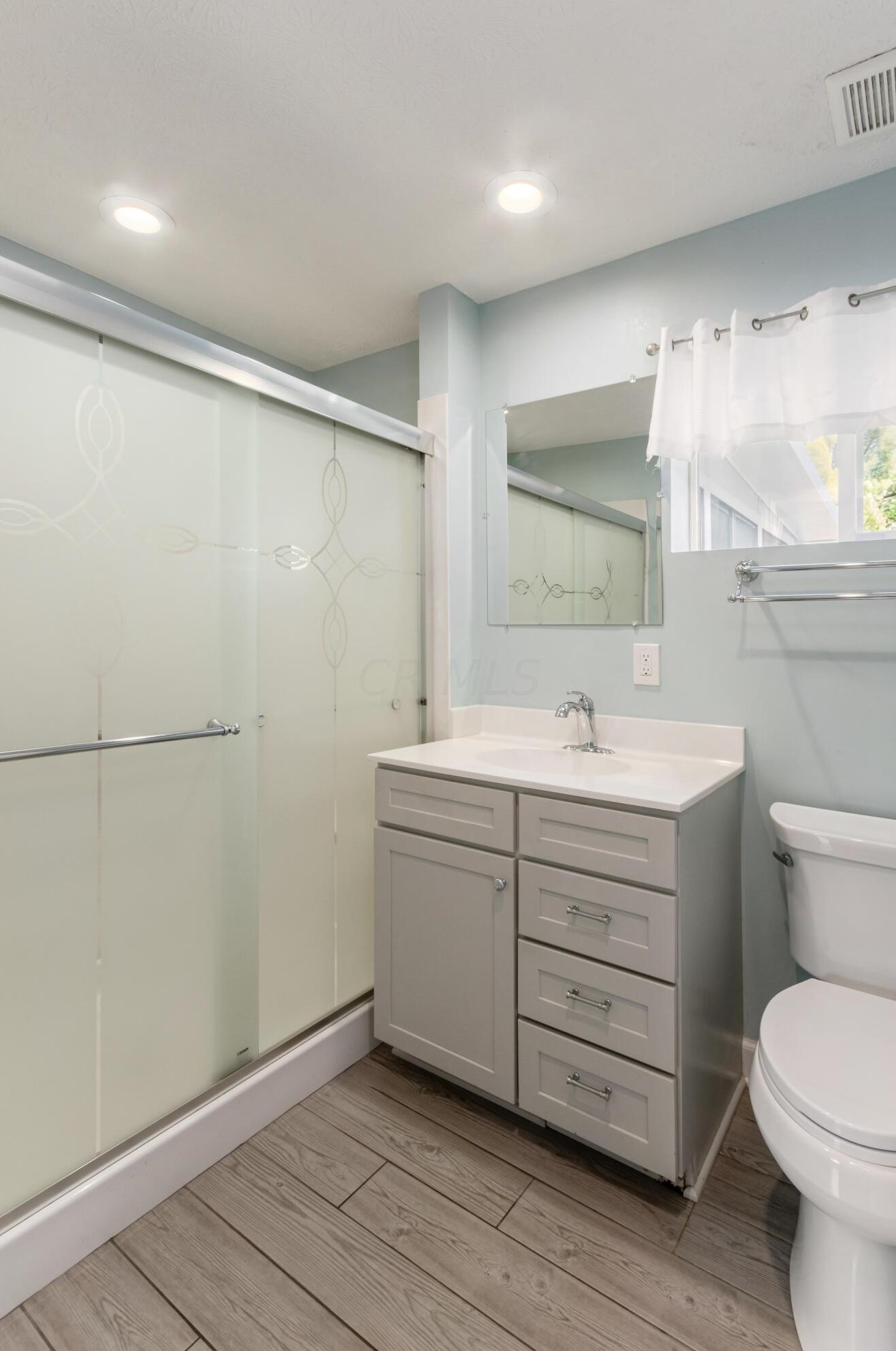 420 Charleston Ave, Columbus OH  43214-1302 exterior