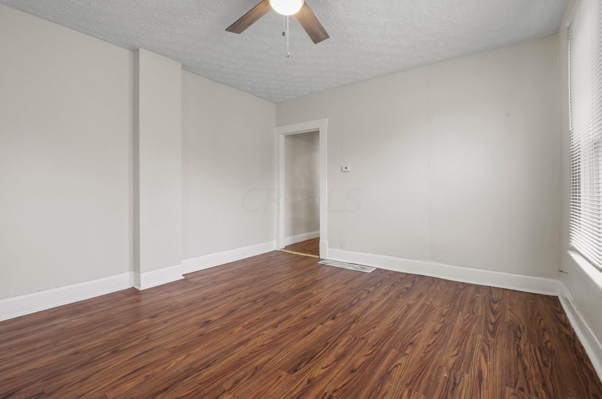 322 Stanaford Pl, Columbus OH  43207-1958 exterior