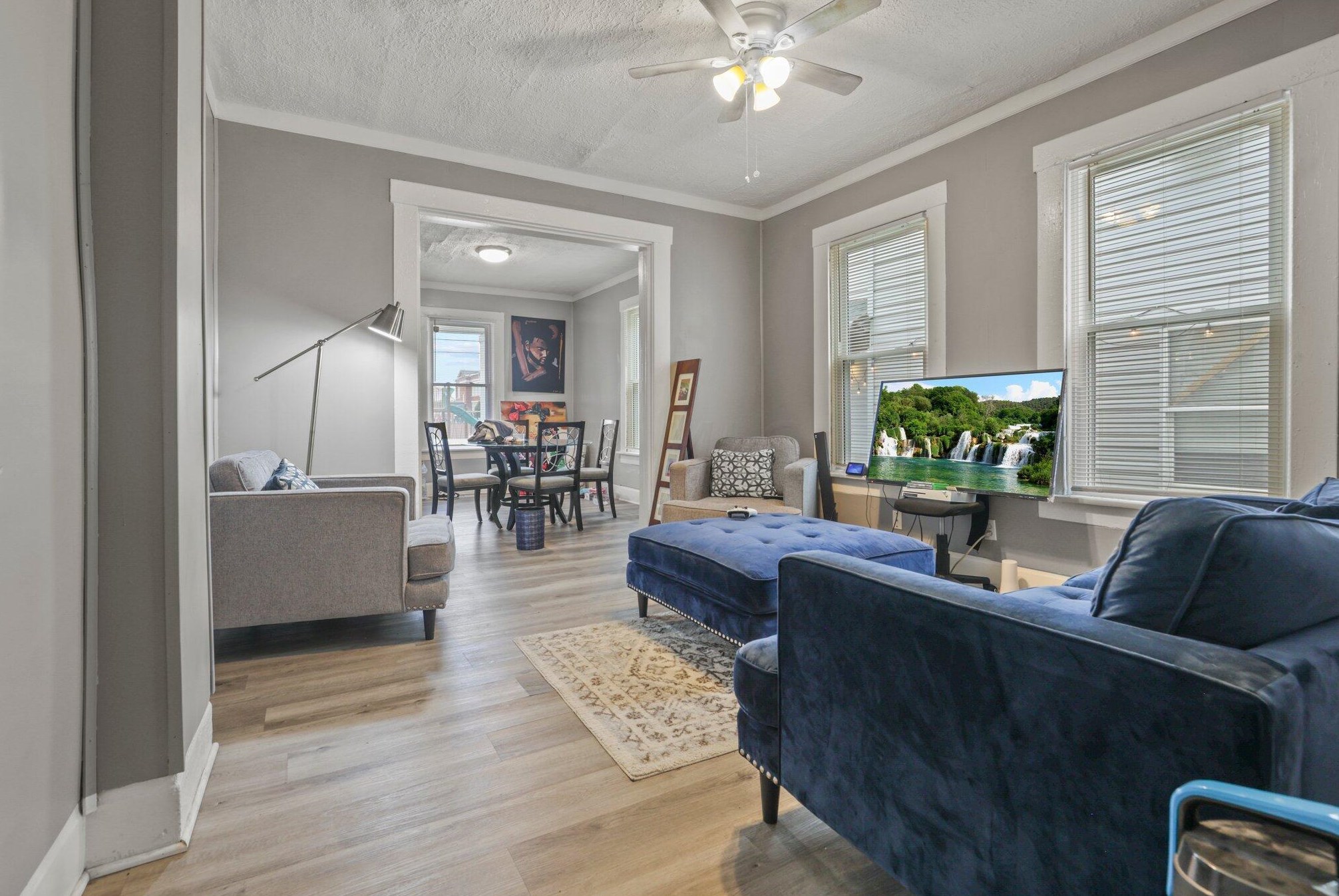 322 Stanaford Pl, Columbus OH  43207-1958 exterior