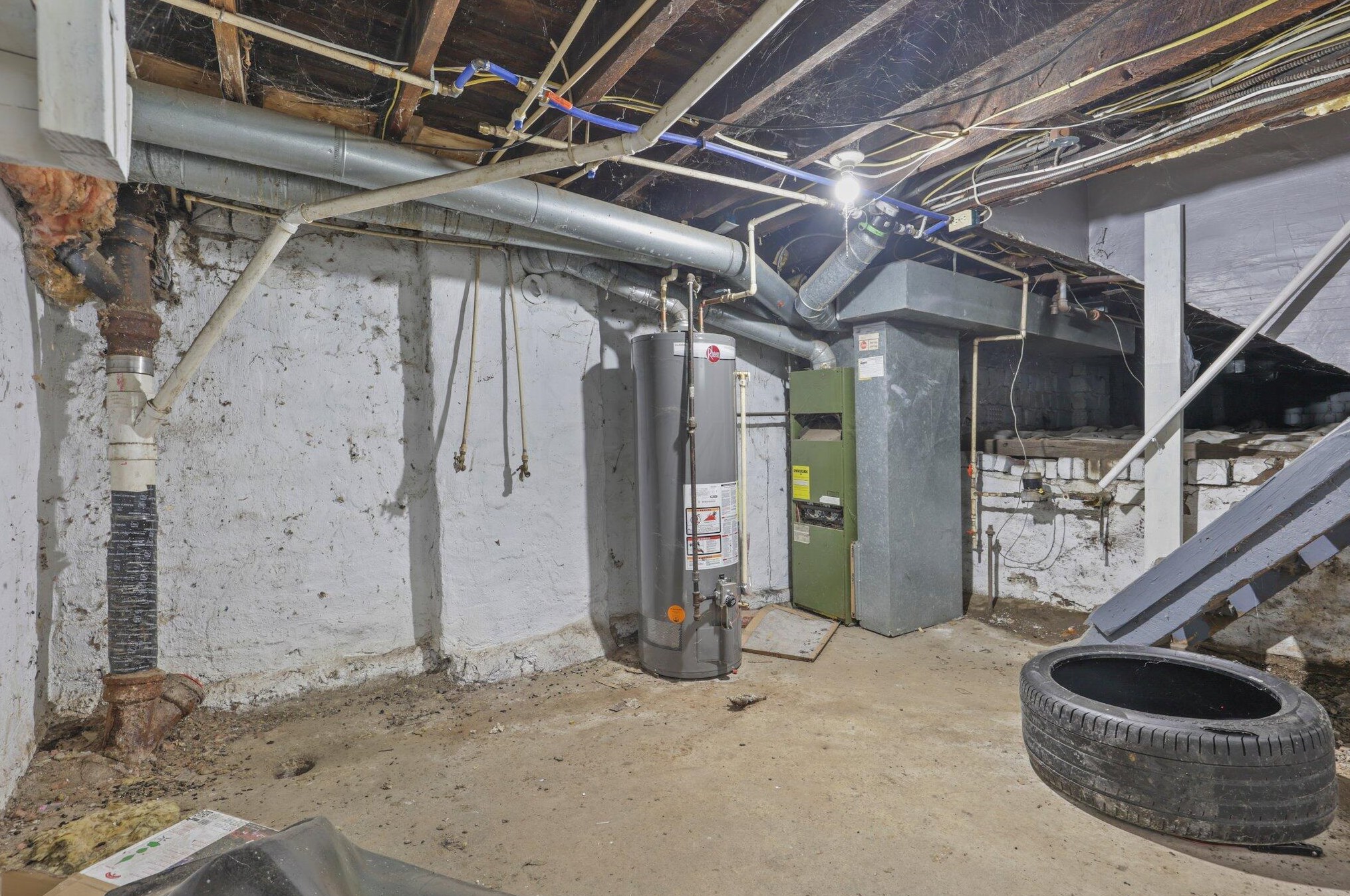 322 Stanaford Pl, Columbus OH  43207-1958 exterior