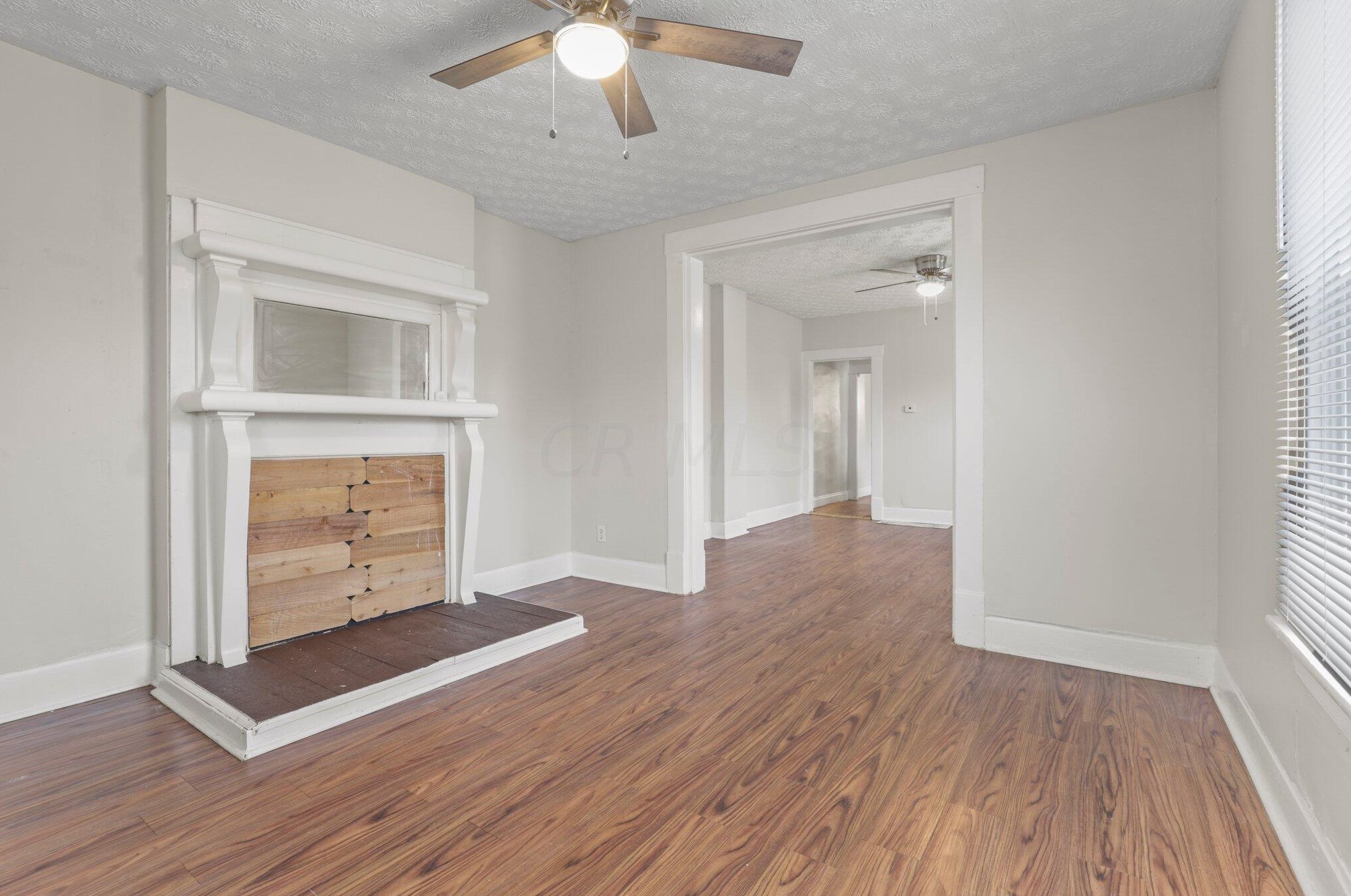 322 Stanaford Pl, Columbus OH  43207-1958 exterior