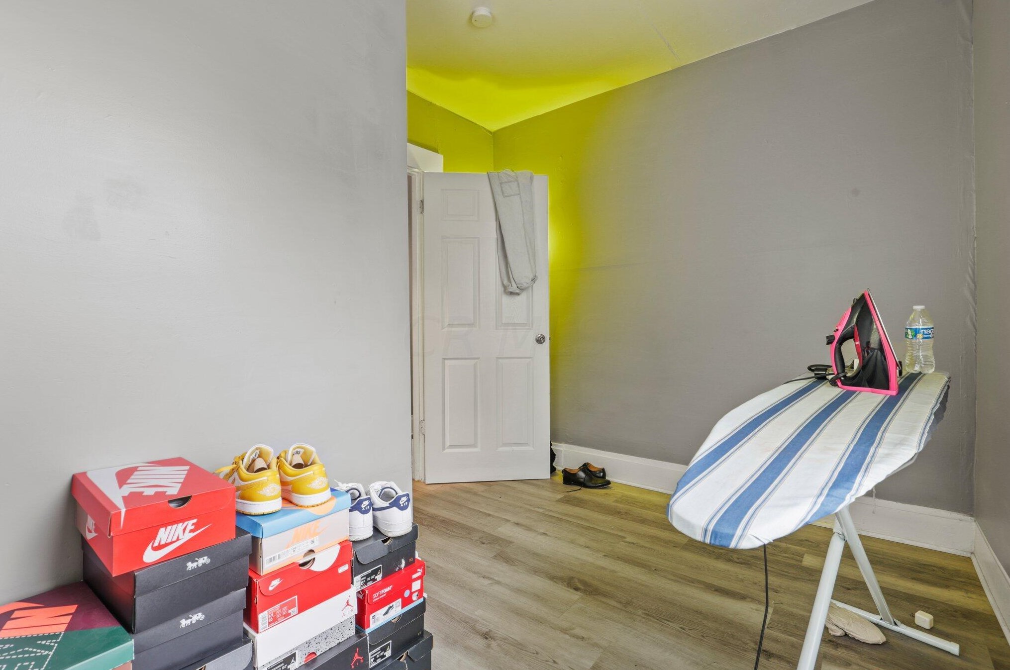 322 Stanaford Pl, Columbus OH  43207-1958 exterior