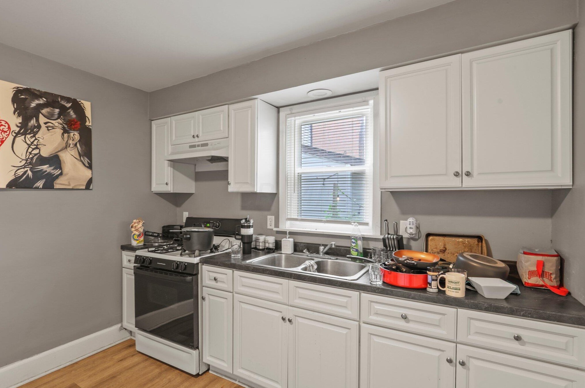 322 Stanaford Pl, Columbus OH  43207-1958 exterior