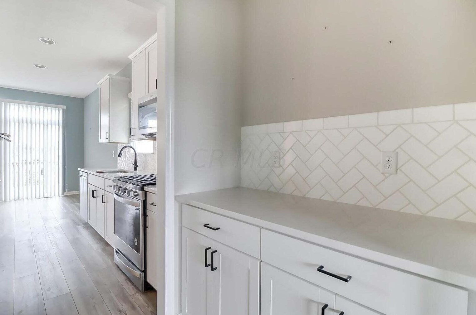 934 Thornhill Pl, Lancaster OH  43130-7730 exterior