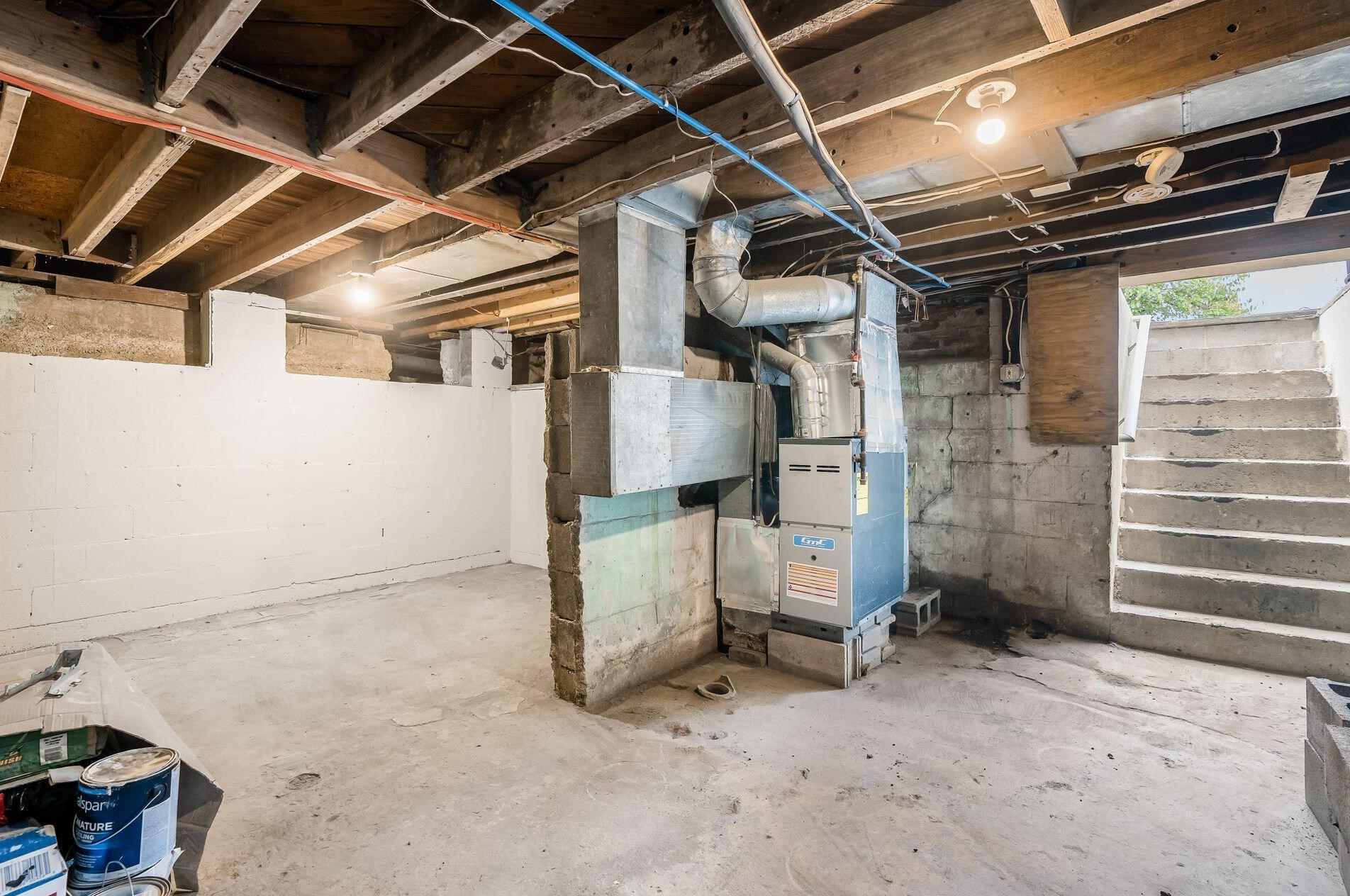 1060 18th Ave, Columbus OH  43211-2446 exterior