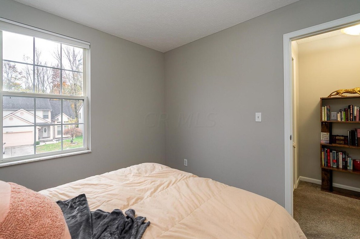 6994 Weurful Dr, Cnl Wnchstr OH  43110-8444 exterior