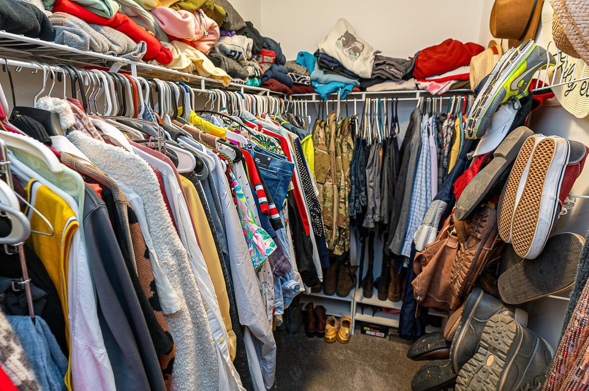 6994 Weurful Dr, Cnl Wnchstr OH  43110-8444 exterior