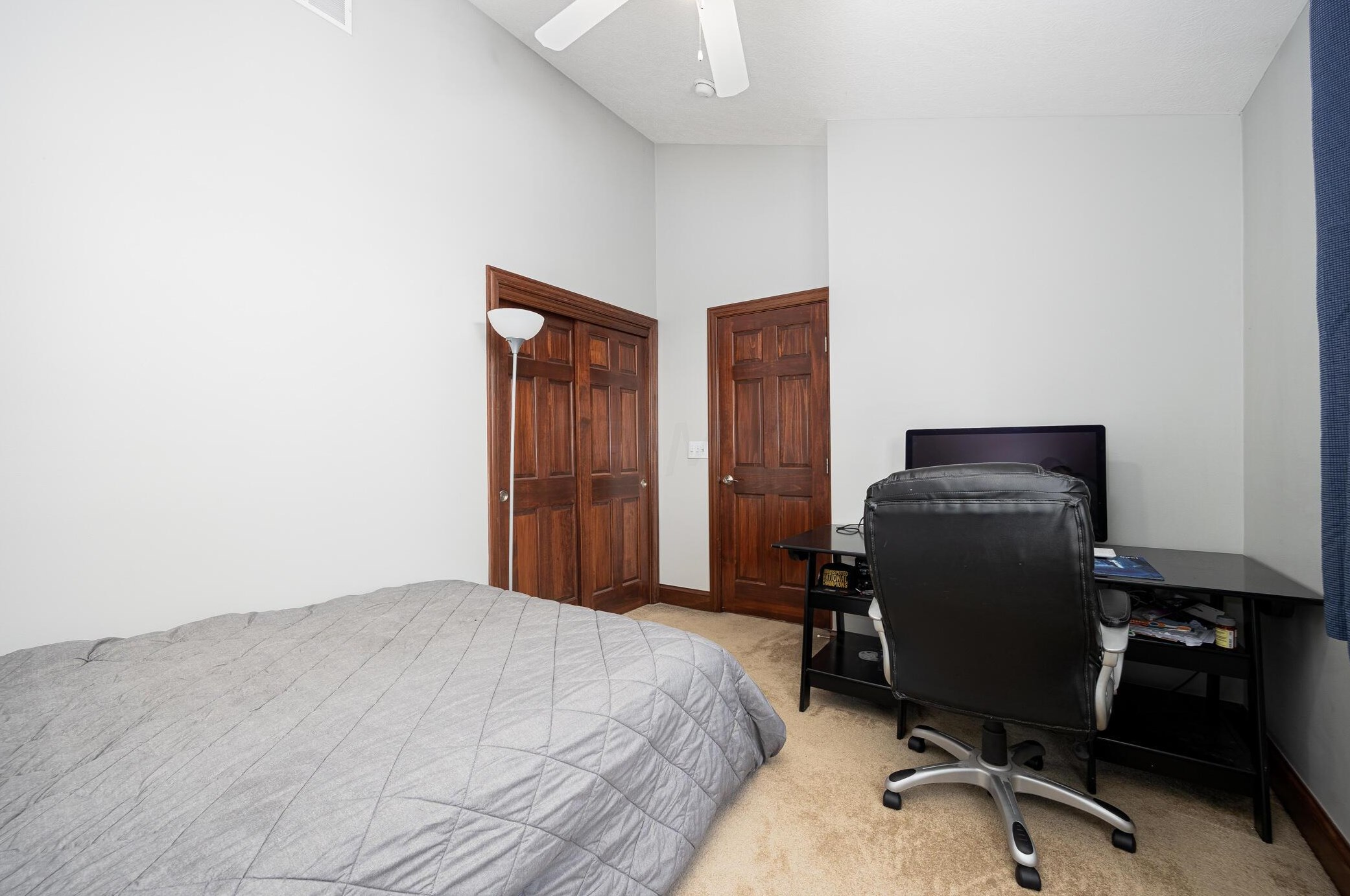 1832 Northwest Blvd, Columbus OH  43212-1670 exterior