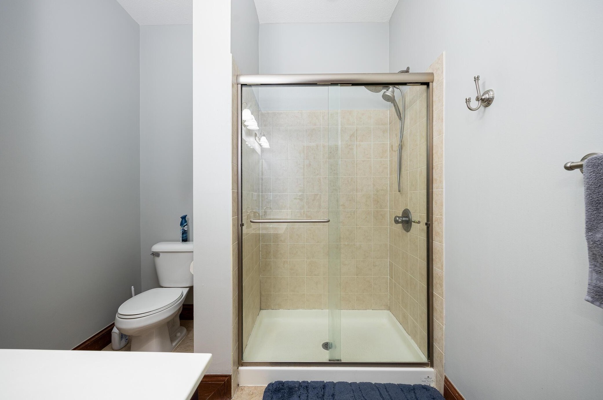 1832 Northwest Blvd, Columbus OH  43212-1670 exterior