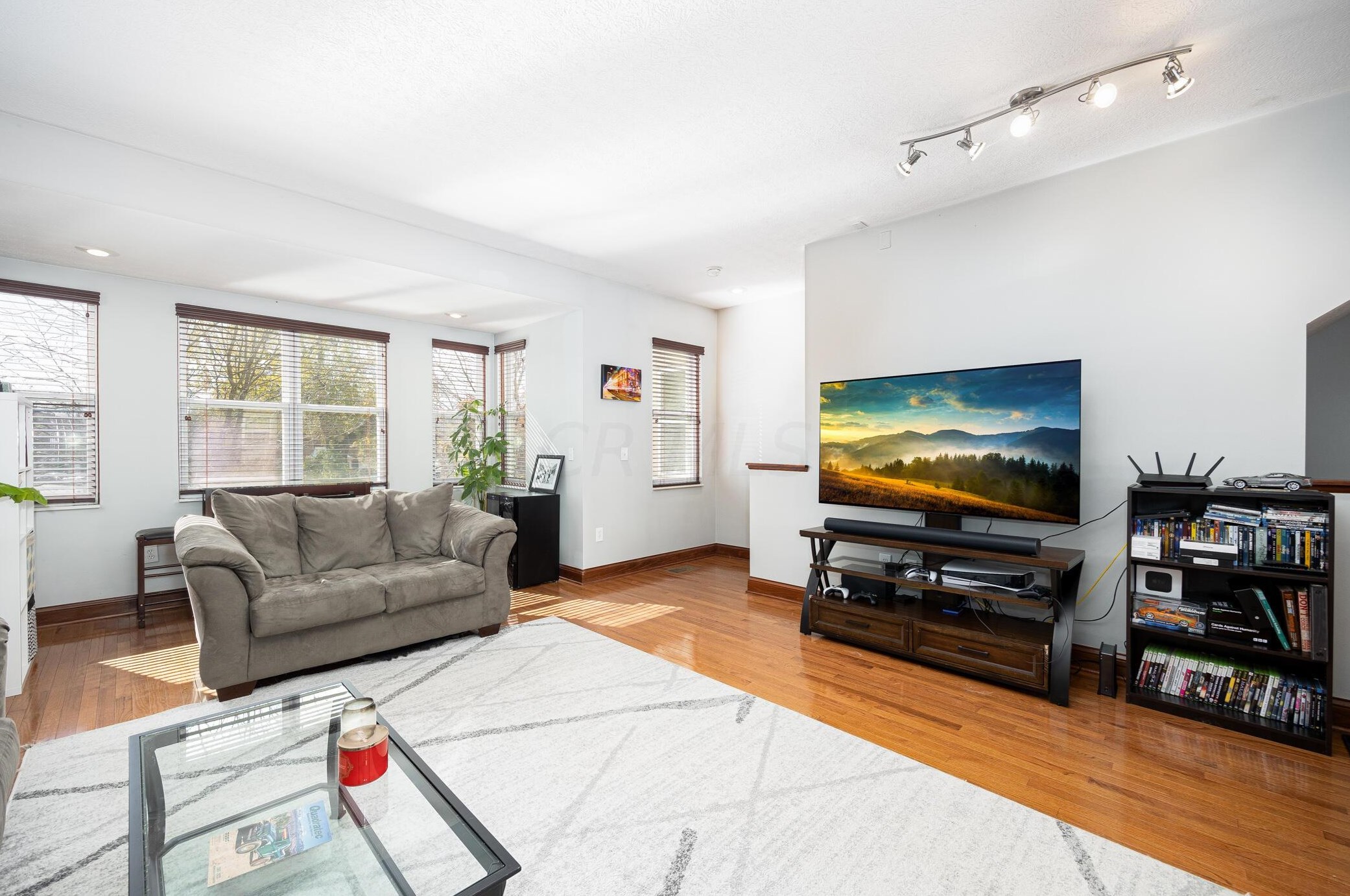 1832 Northwest Blvd, Columbus OH  43212-1670 exterior