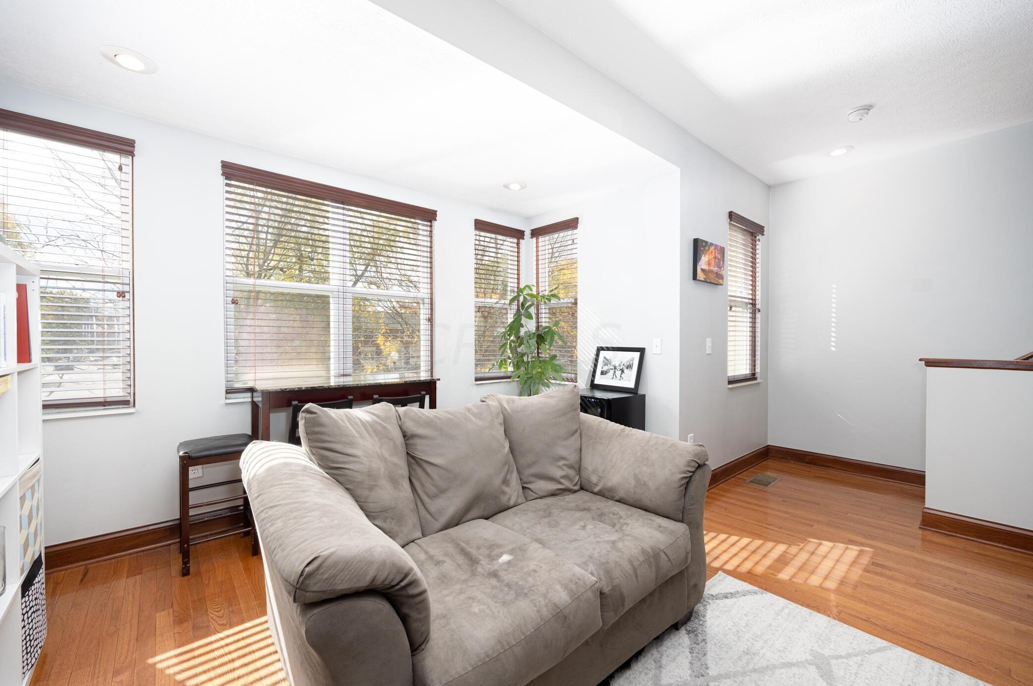 1832 Northwest Blvd, Columbus OH  43212-1670 exterior