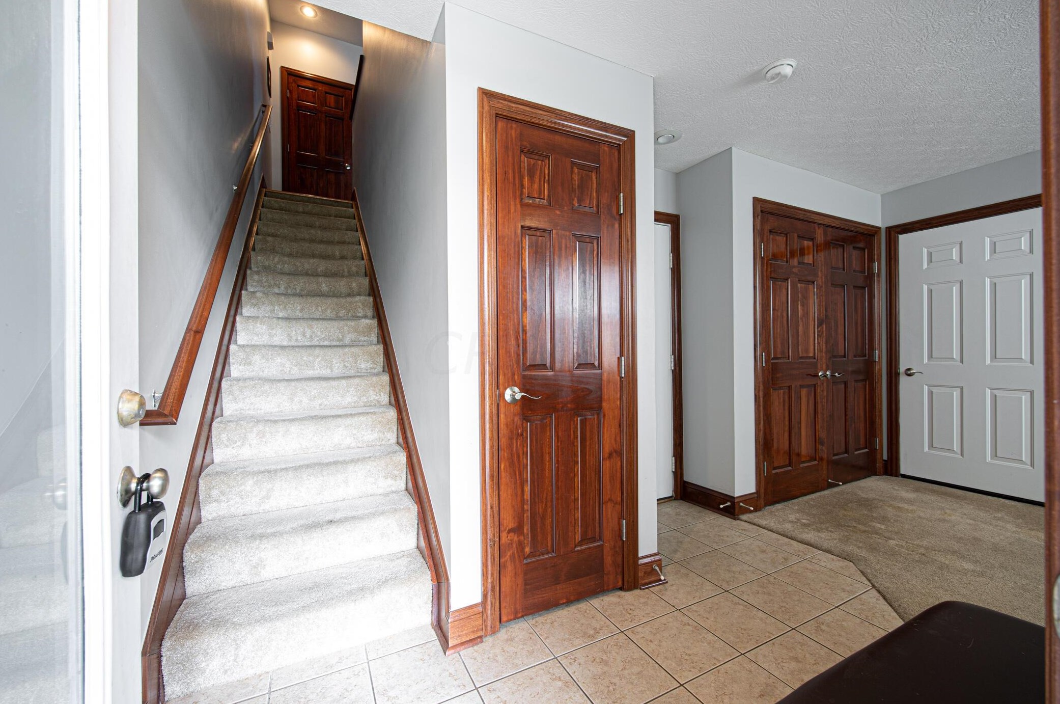 1832 Northwest Blvd, Columbus OH  43212-1670 exterior