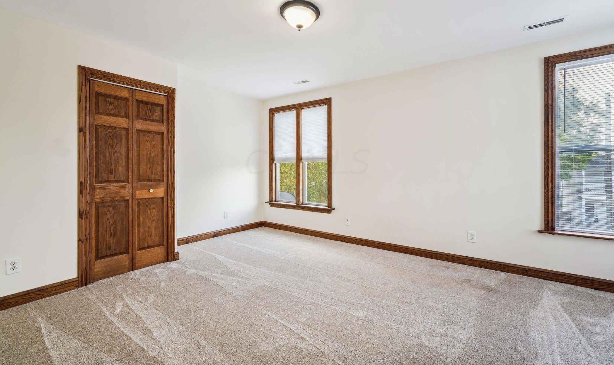 1620 4th St, Columbus OH 43201-2213 exterior