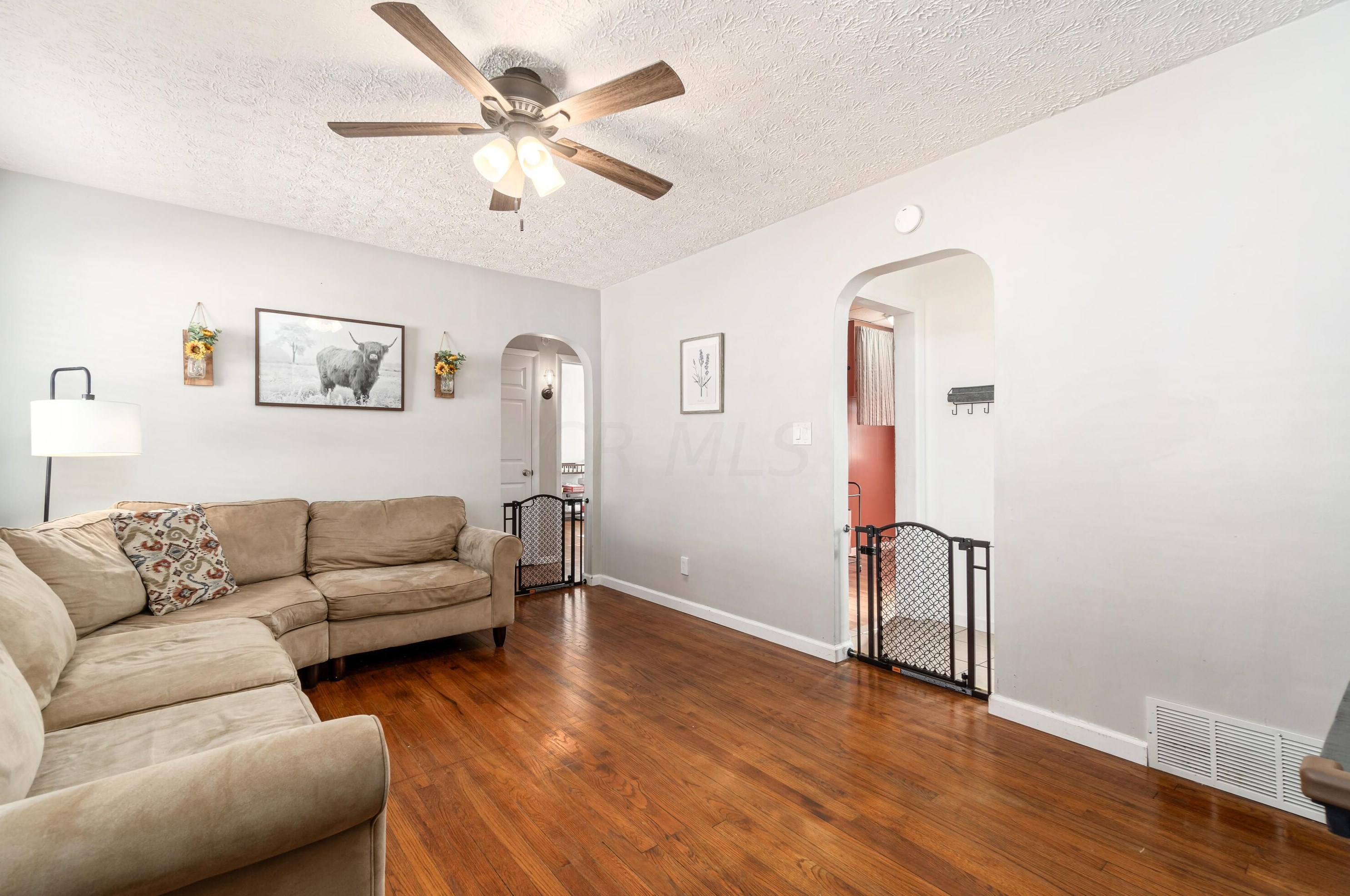 520 Eldon Ave, Columbus OH 43204-3702 exterior