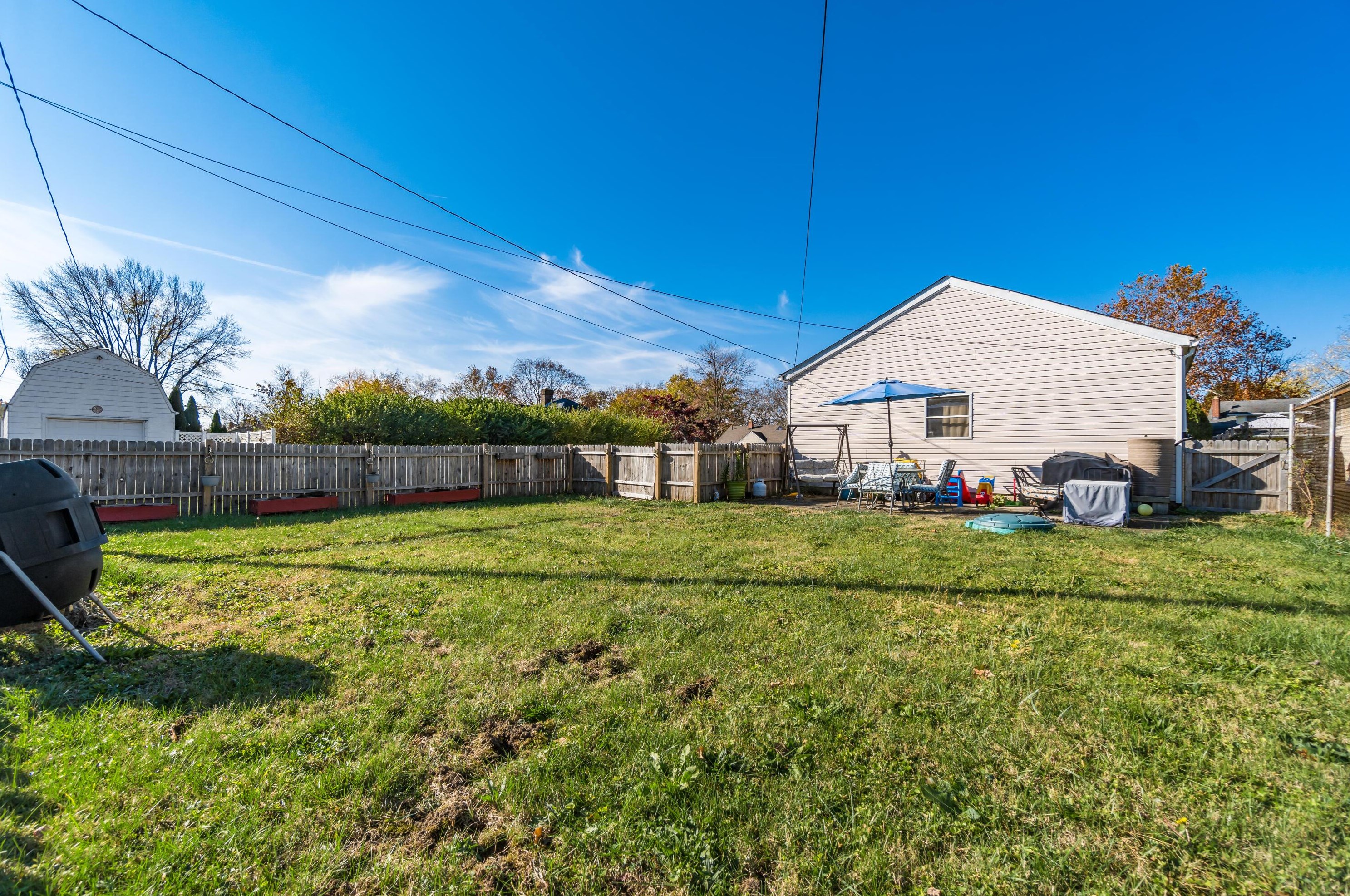 520 Eldon Ave, Columbus OH 43204-3702 exterior