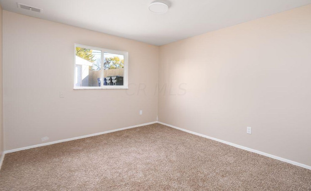 3720 Beulah Rd, Columbus OH 43224-2615 exterior